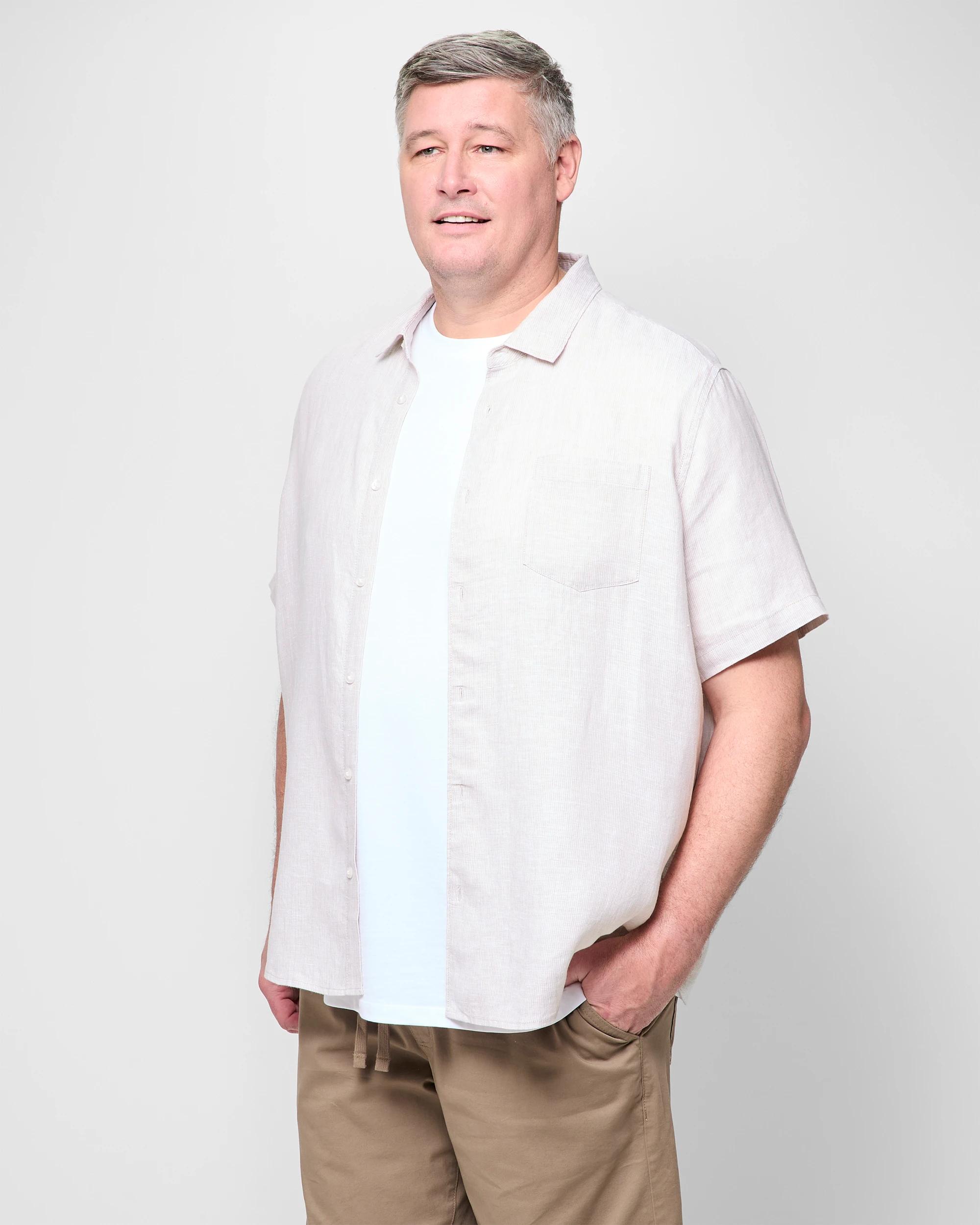 3 Target Plus Size European Linen Short Sleeve Shirt LIGHT STONE, 3 of 5