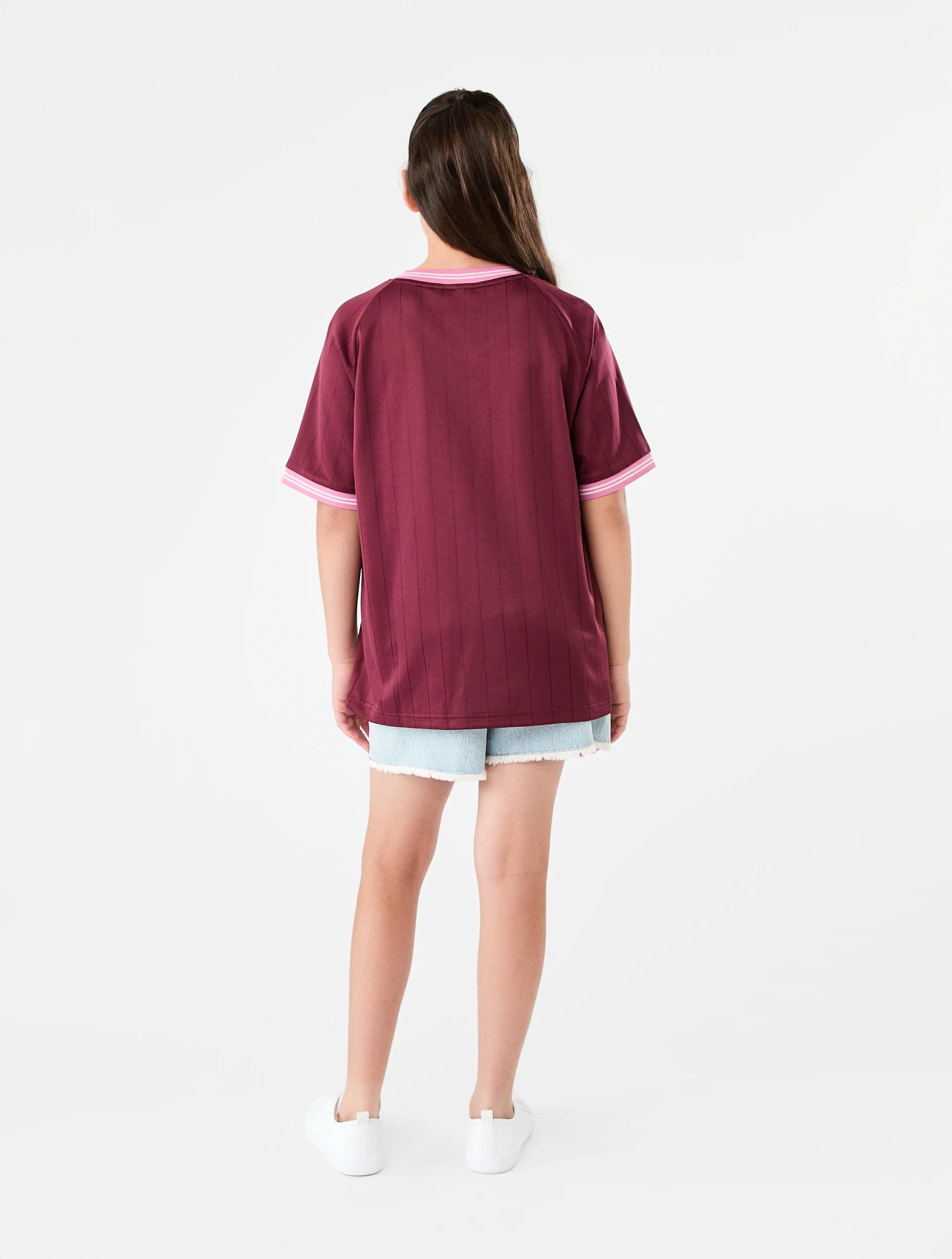 7 V-Neck Oversized T-shirt Mrn Slogan, 7 of 7