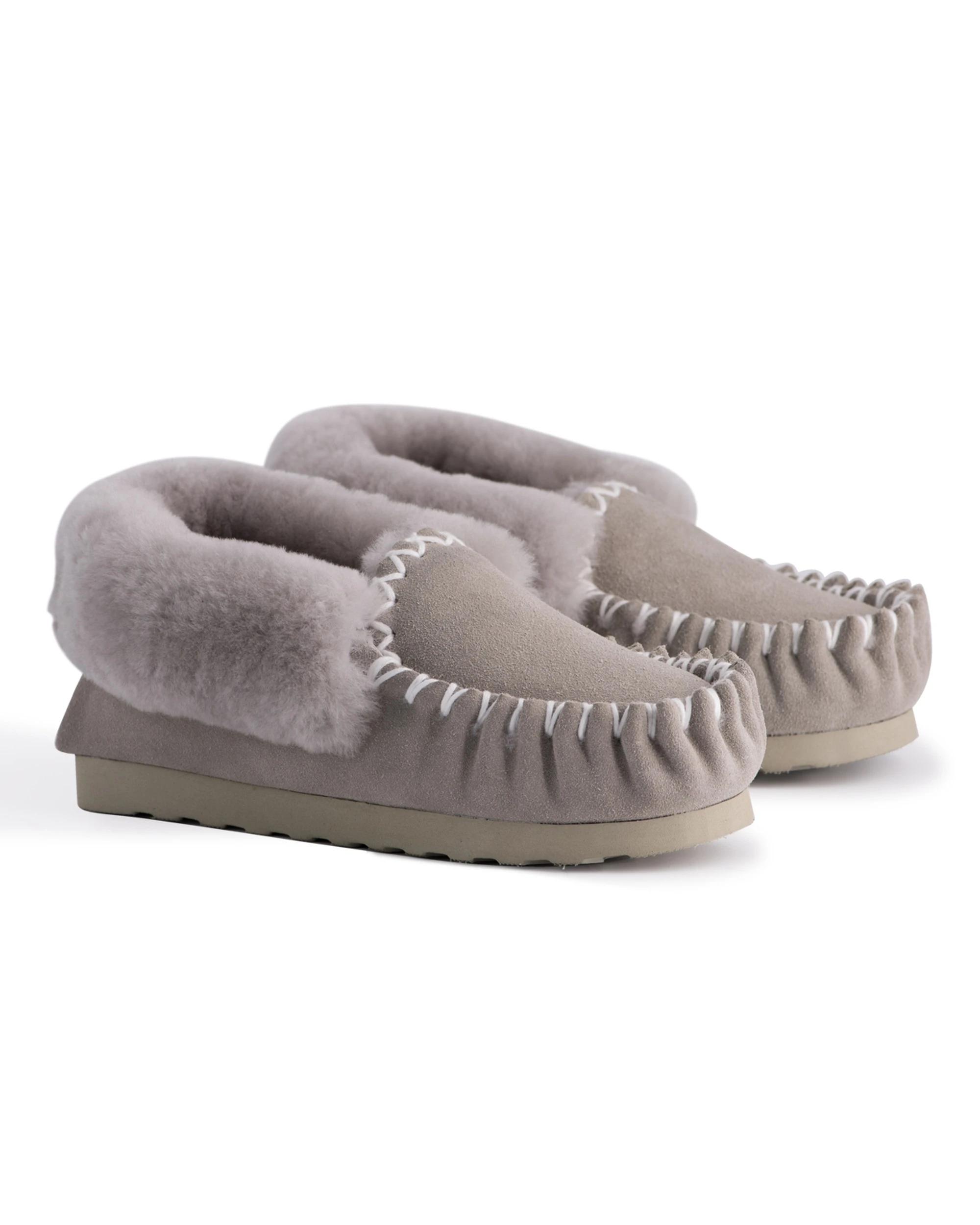 6 AUS WOOLI Hand Stitched Womens Sheepskin Moccasin LIGHTGREY, 6 of 7