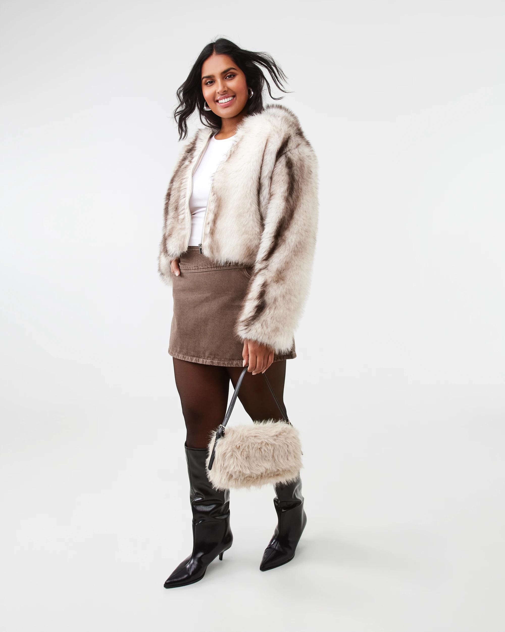 8 Faux Fur Shoulder Bag Cream, 8 of 10