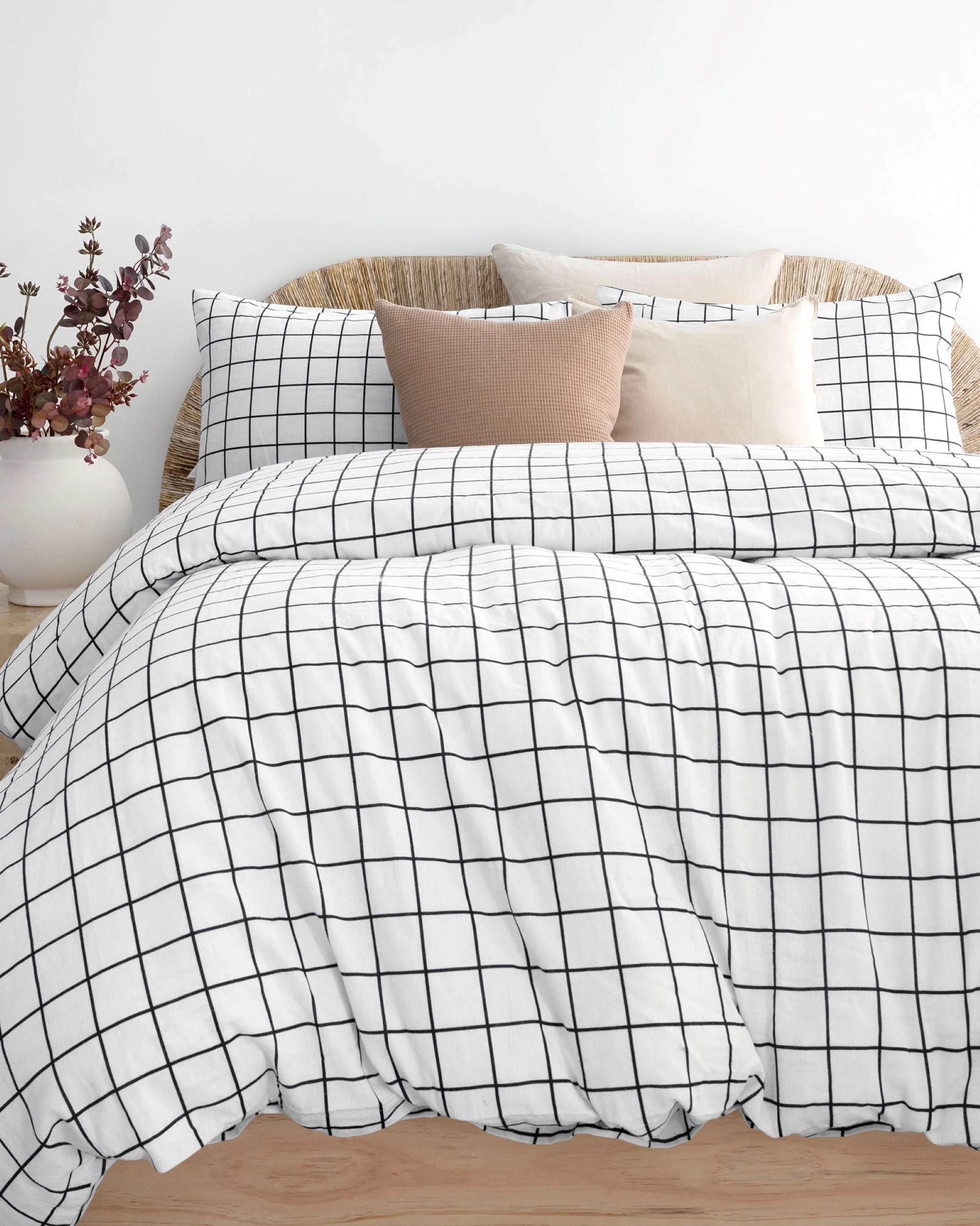 1 Bambury Grid  Brushed Cotton 160GSM Flannelette Quilt Cover Set - Double Bed - Black - Double Bed - Black, 1 of 3