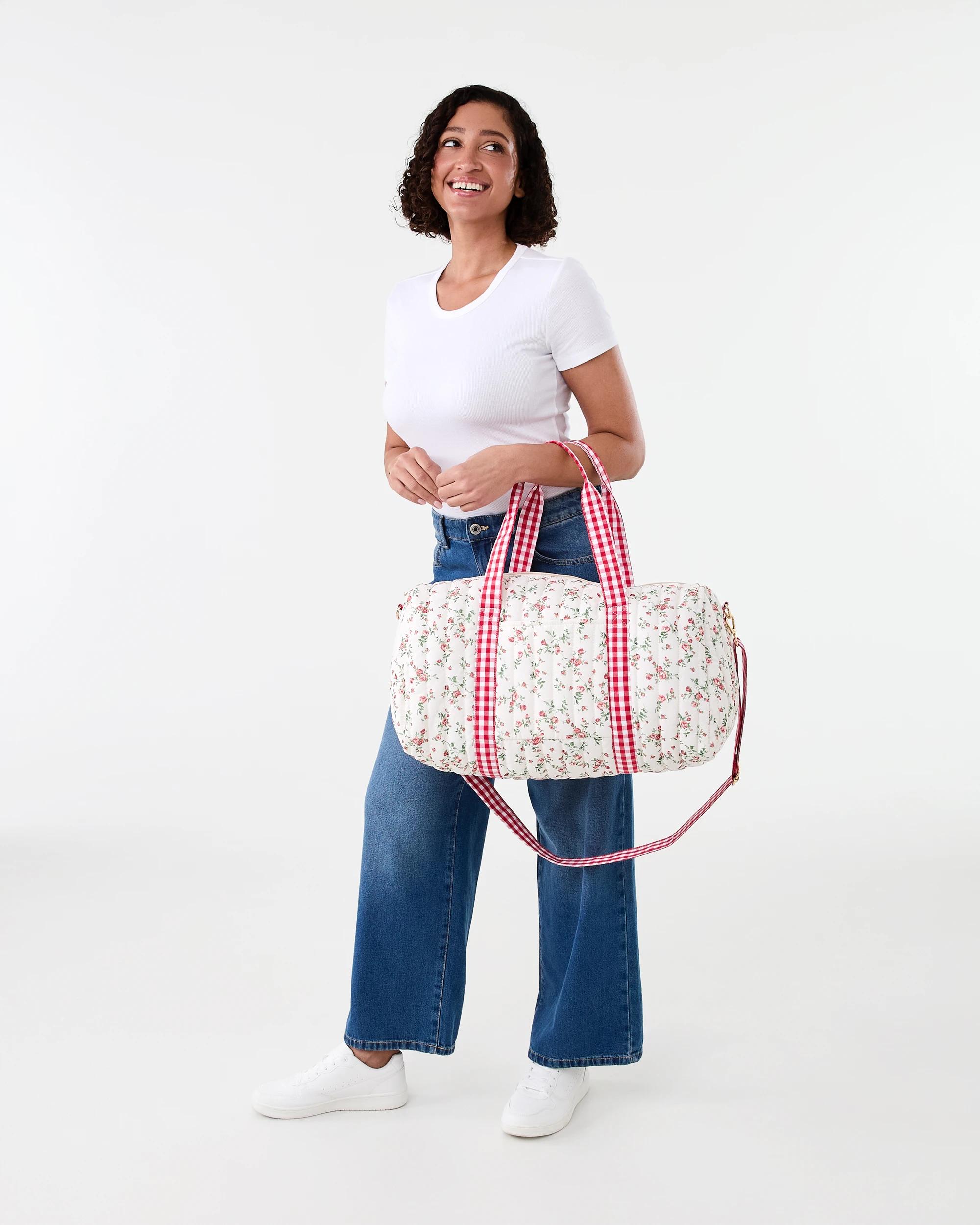 8 Quilted Weekender Bag Trail Flrl, 8 of 8