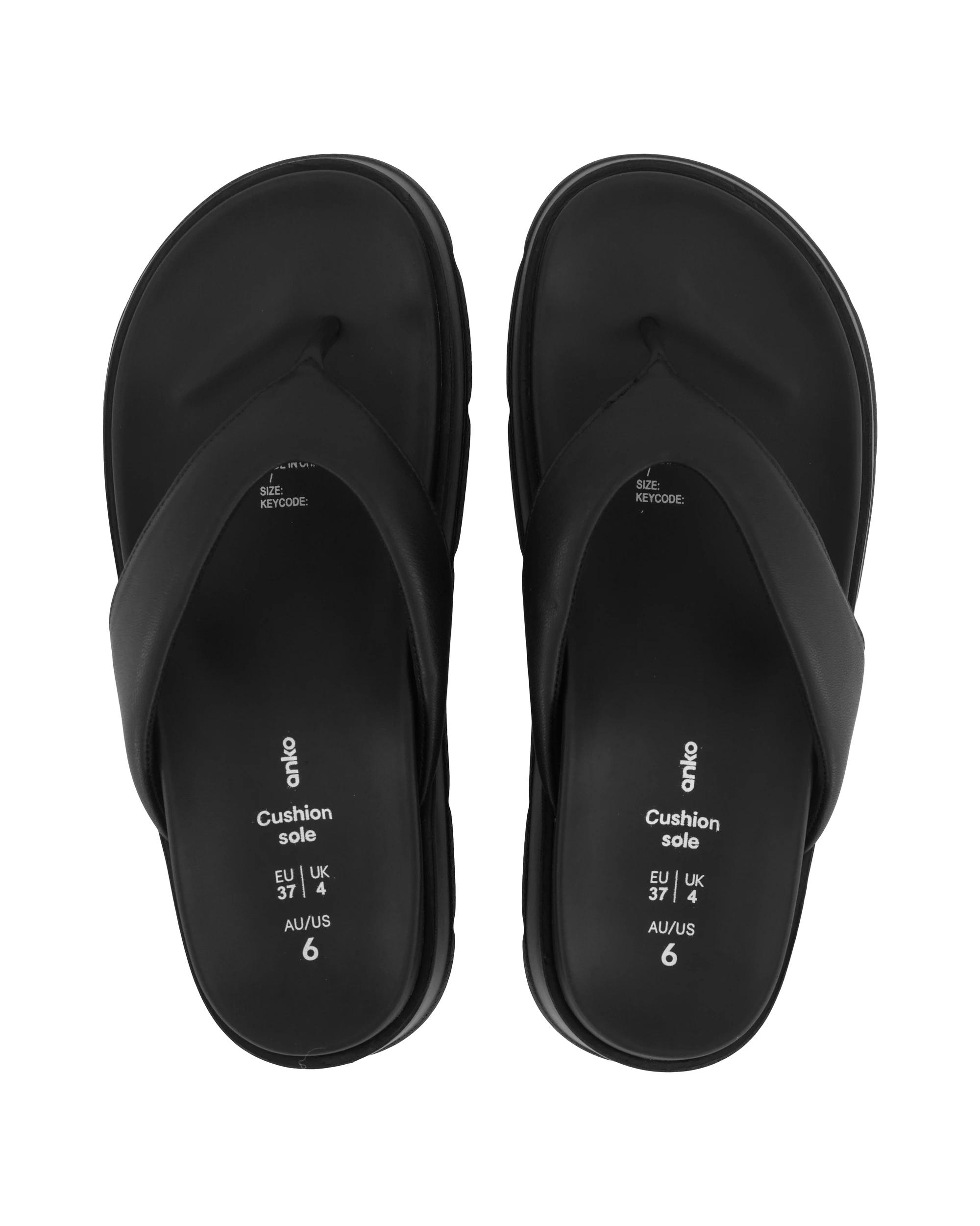 2 Platform Toe Post Thongs Black, 2 of 3