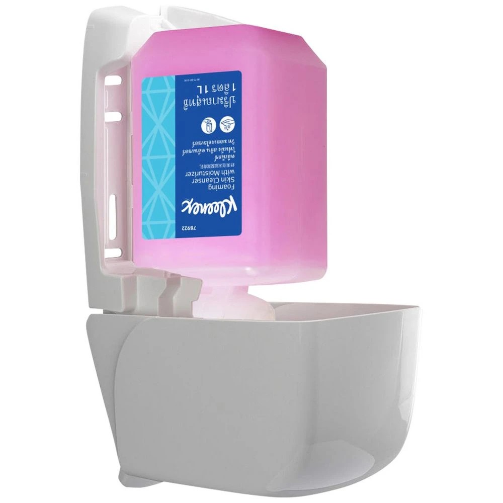 5 Kleenex Foaming Skin Cleanser with Moisturiser 78922 1L, 5 of 6