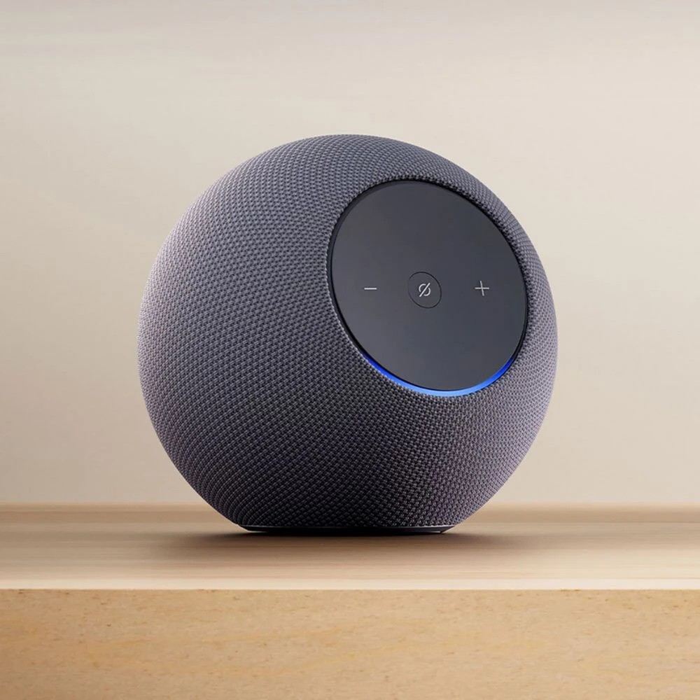 6 Amazon Echo Studio Graphite, 6 of 9