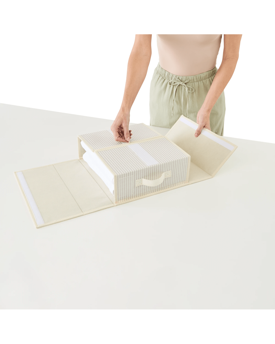 9 Linen Look Bed Linen Box - Stripe, 9 of 10