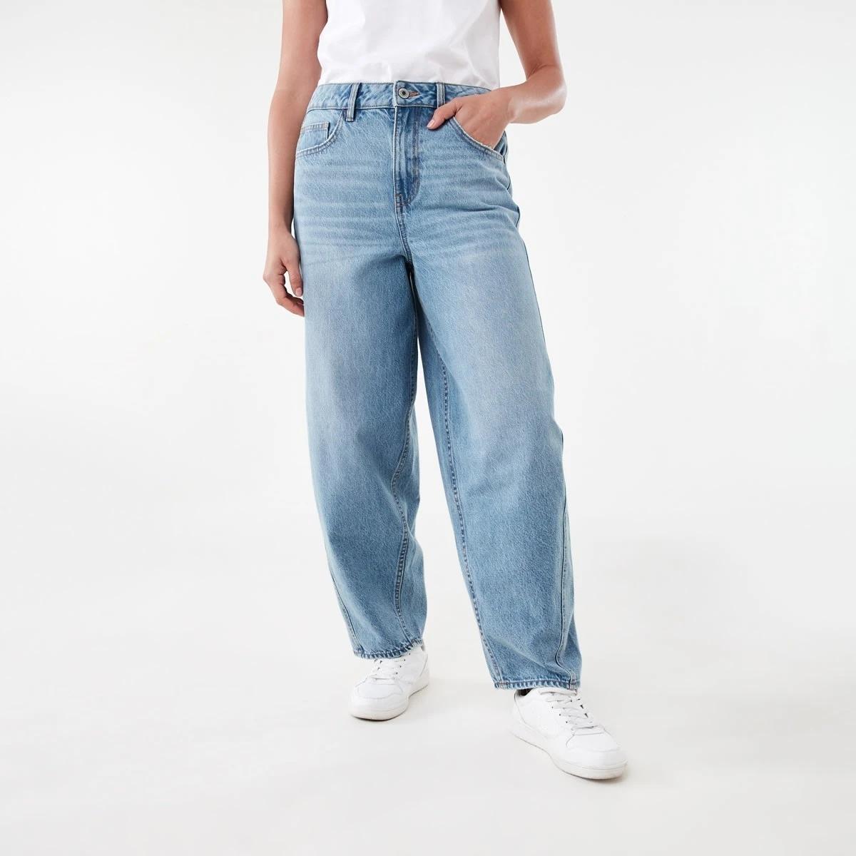 1 Barrel Leg Jeans Mid Wash, 1 of 7
