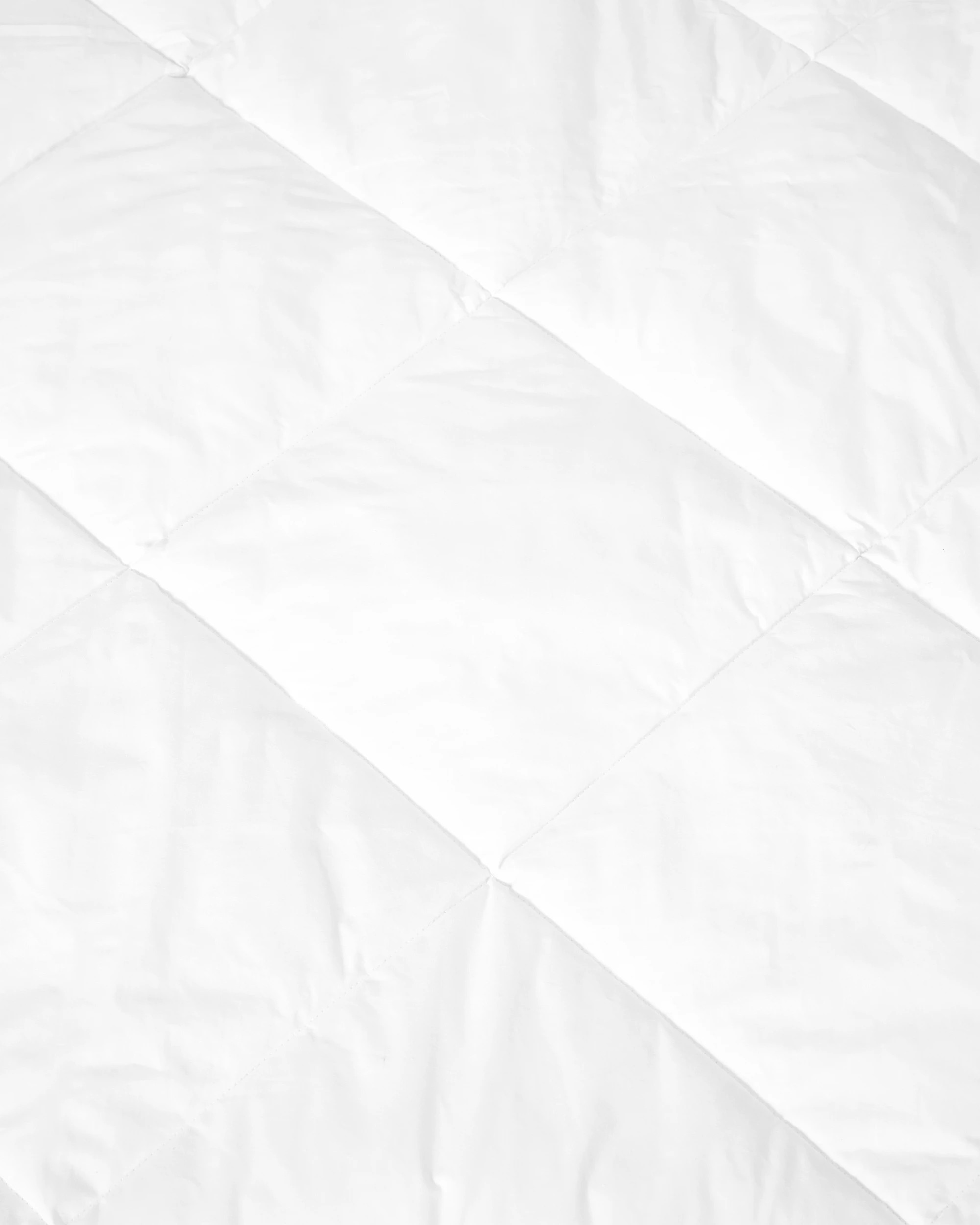 4 Medium Warmth Supreme Comfort Quilt - King Bed, 4 of 5