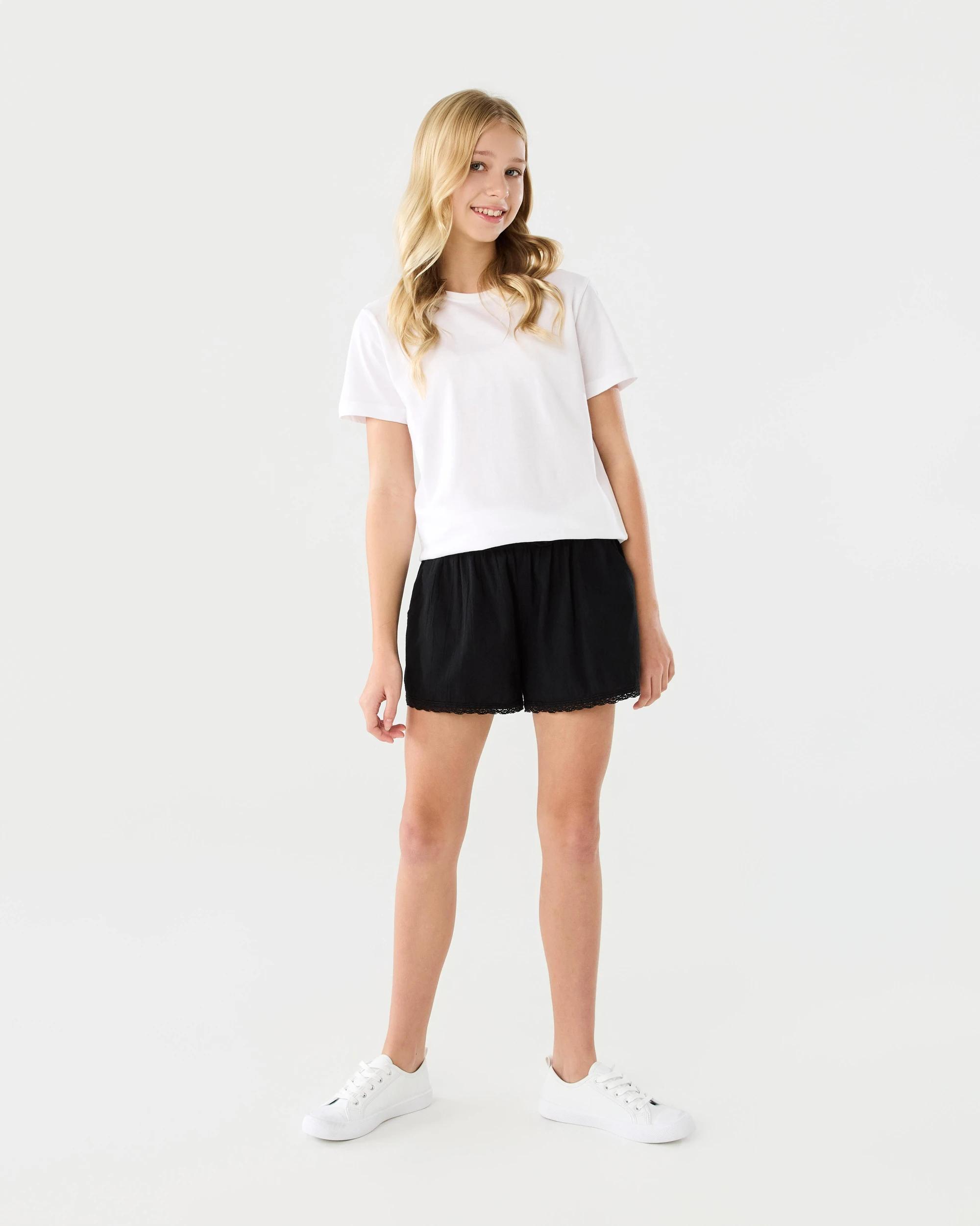 6 Woven Lace Trim Shorts Black, 6 of 7