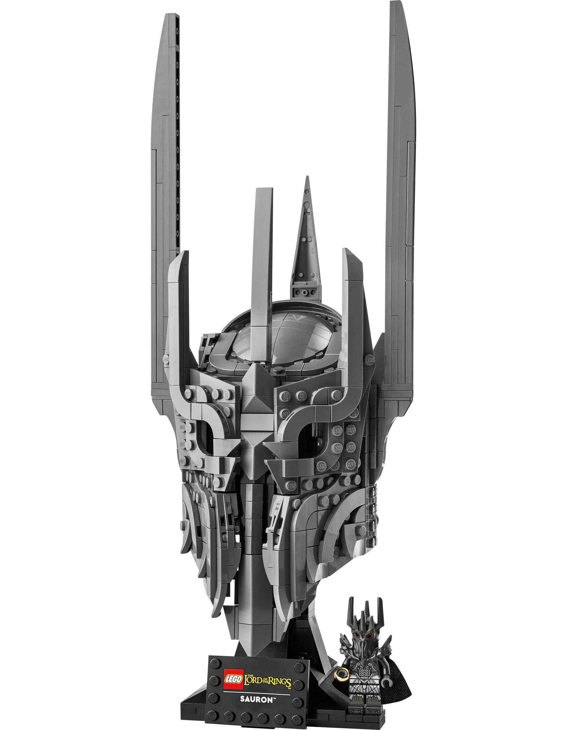 2 LEGO Icons The Lord of the Rings: Sauron's Helmet 11373, 2 of 10