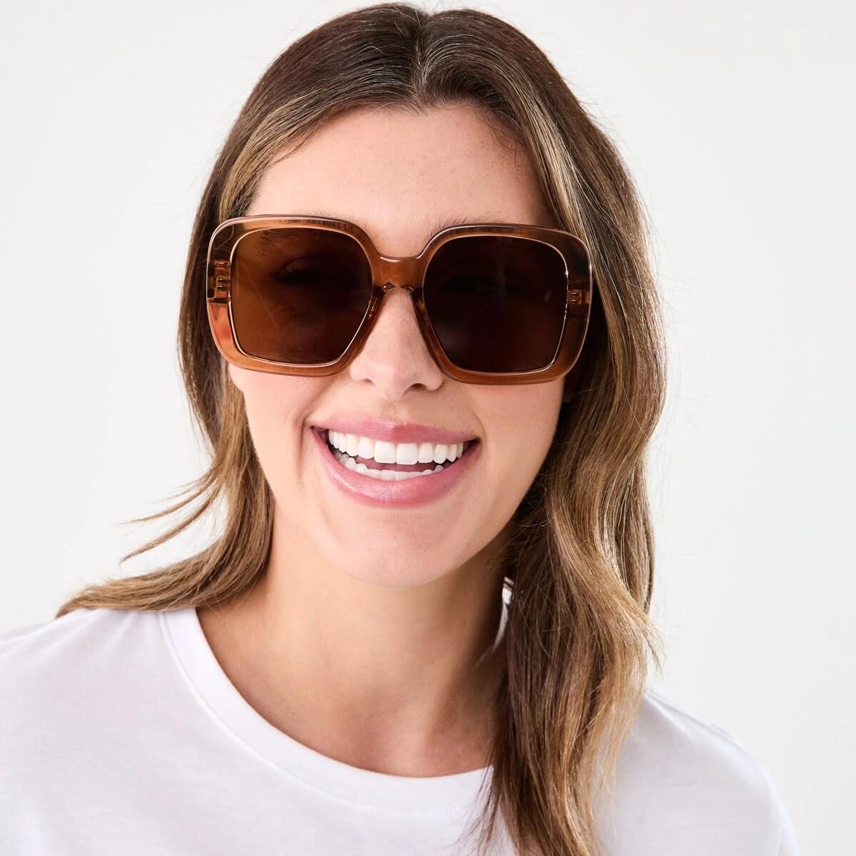 5 Womens Oversize Square Sunglasses TRANSLUCENT BROWN, 5 of 6