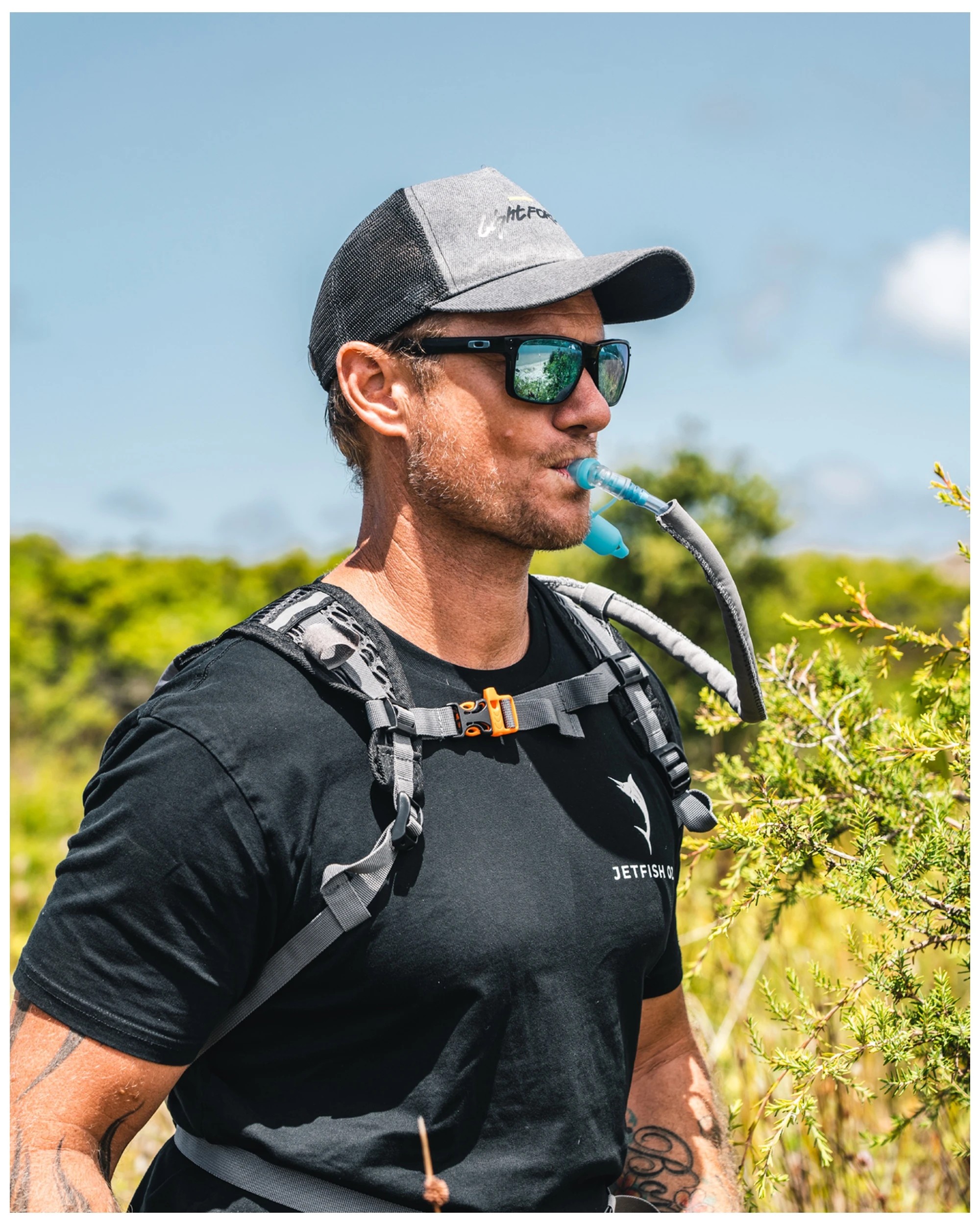 3 Wildtrak 2L Loop Hydration Pack Camping And Hiking Ripstop Polyester 420D - Grey, 3 of 3