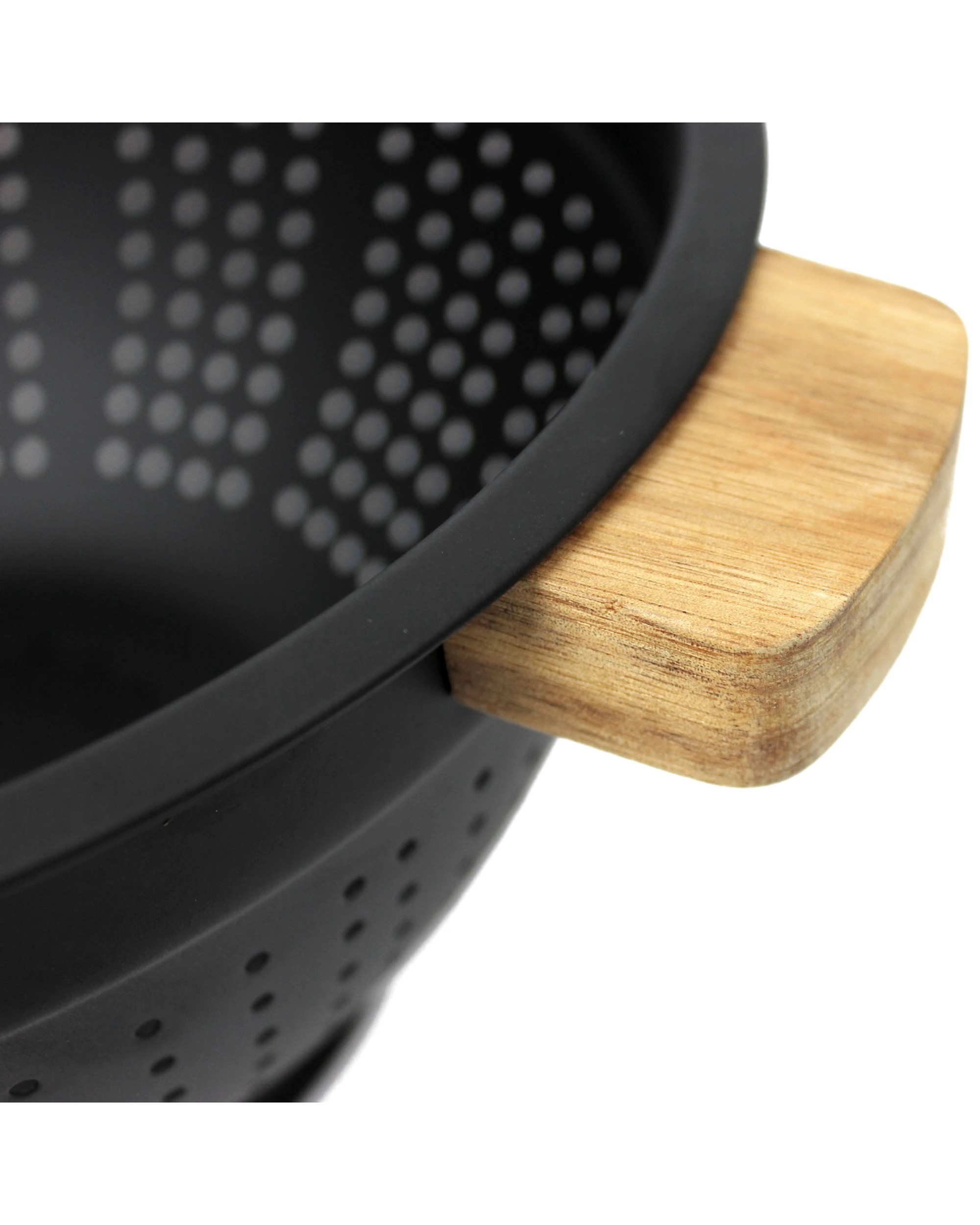 4 Classica 24cm Colander With Acacia Wood Handle And Black Stainless Steel Body, 4 of 4