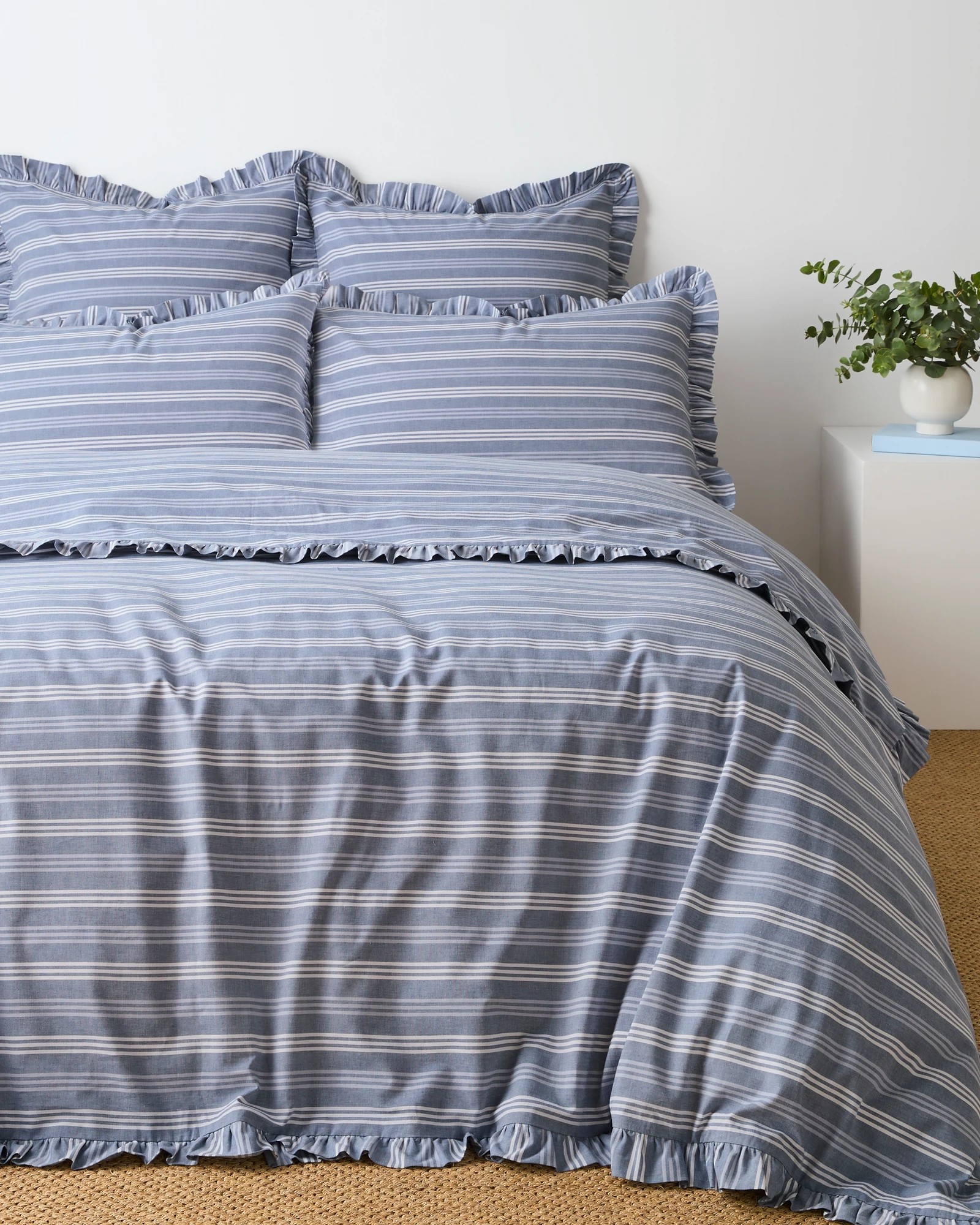 1 Target Yarn Dyed Stripe Cotton Quilt Cover Set
 - Super King Bed
 - Blue, 1 of 3
