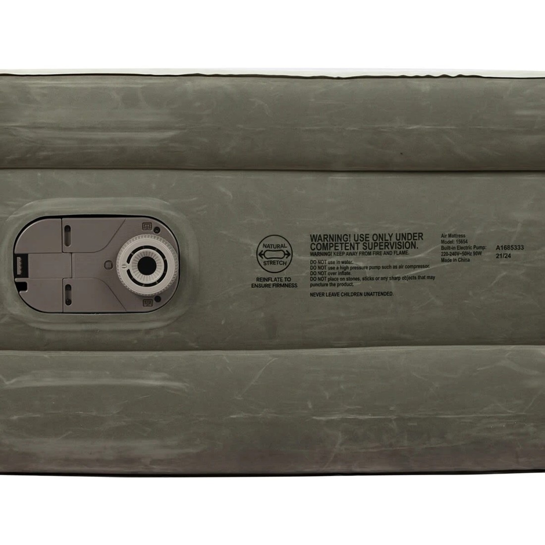 8 Air Bed with Built-In Pump - Deluxe Queen, 8 of 10