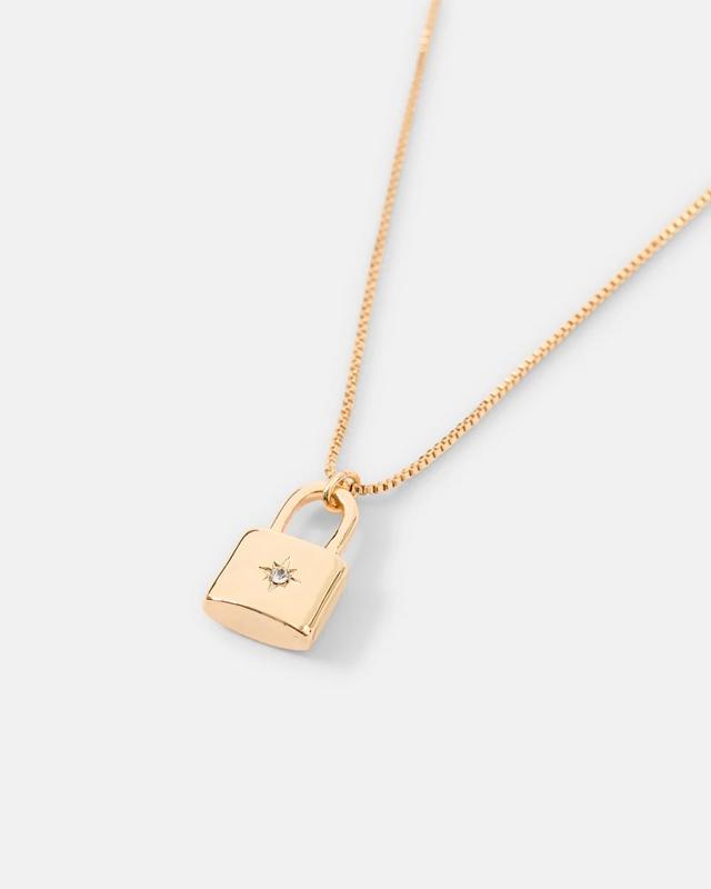 Basic Lock Pendant Necklace - Gold 