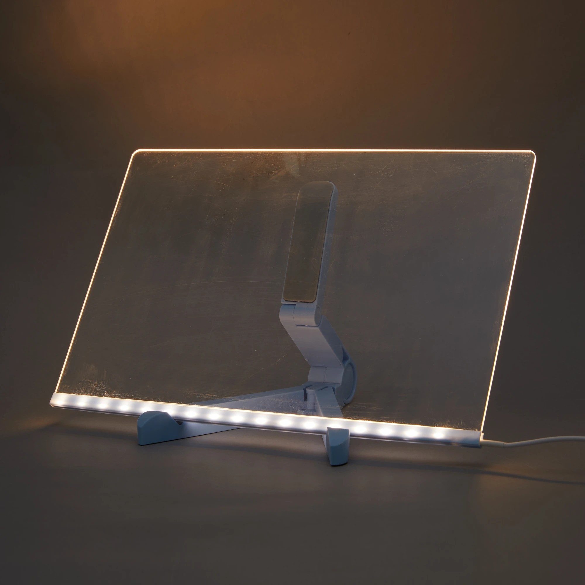 9 Mini Light Up Easel, 9 of 10
