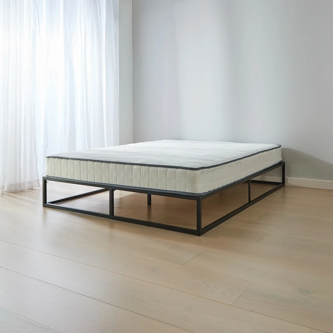 3 Queen Bed Olivia Metal Bed Base, 3 of 10
