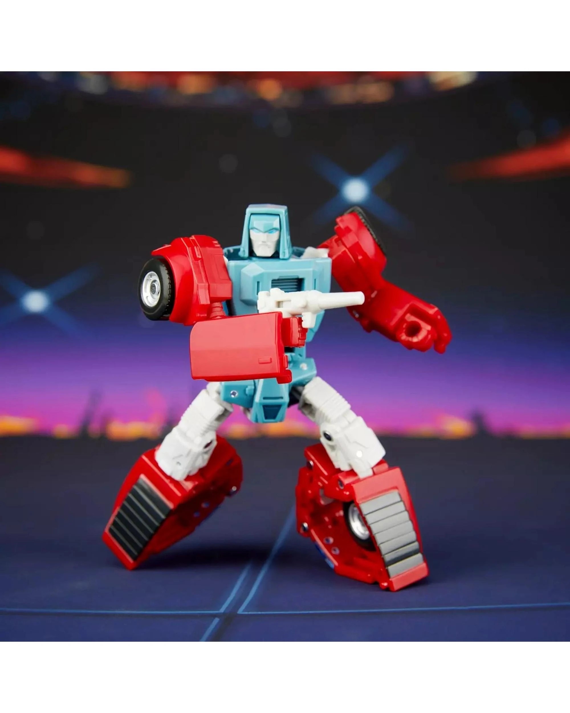 5 Transformers Studio Series The Movie Windcharger Deluxe Class Action Figure, 5 of 10