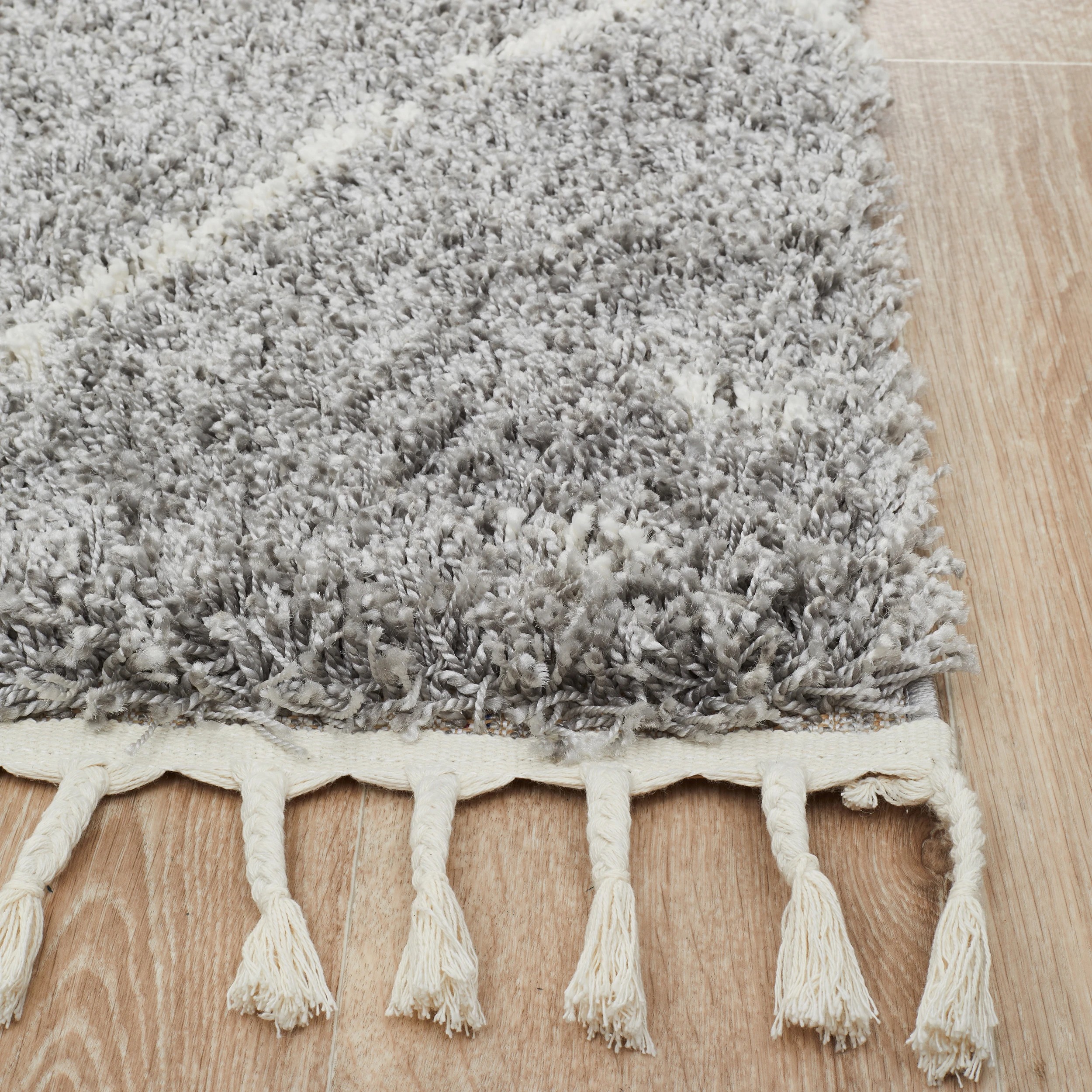 4 Common Ground Rugs Amber 44 230x160cm - Medium Shag Rug - Silver, 4 of 7