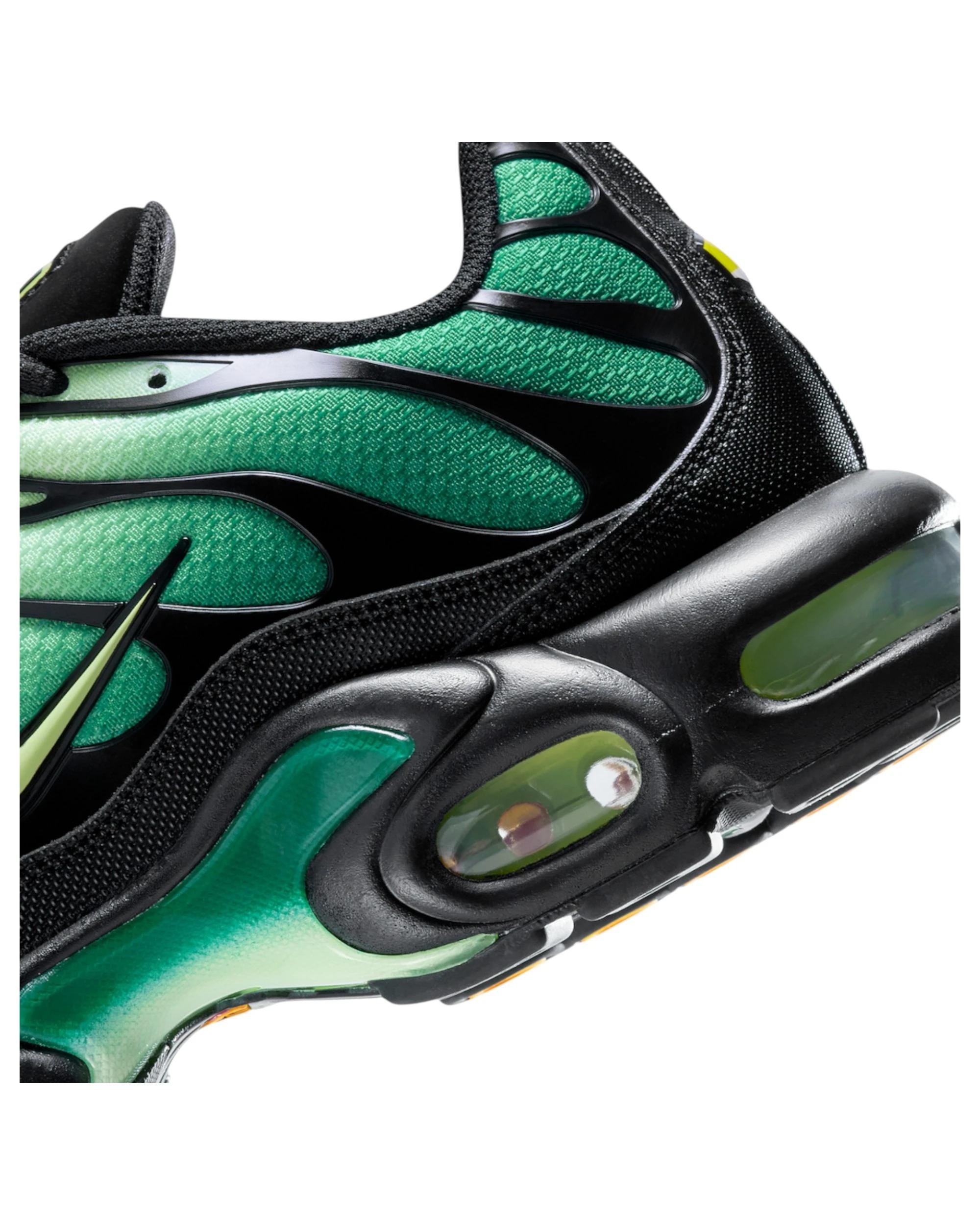 3 Nike Mens Air Max Plus OG Vapor Green Athletic Shoes VAPOR GREEN, 3 of 8