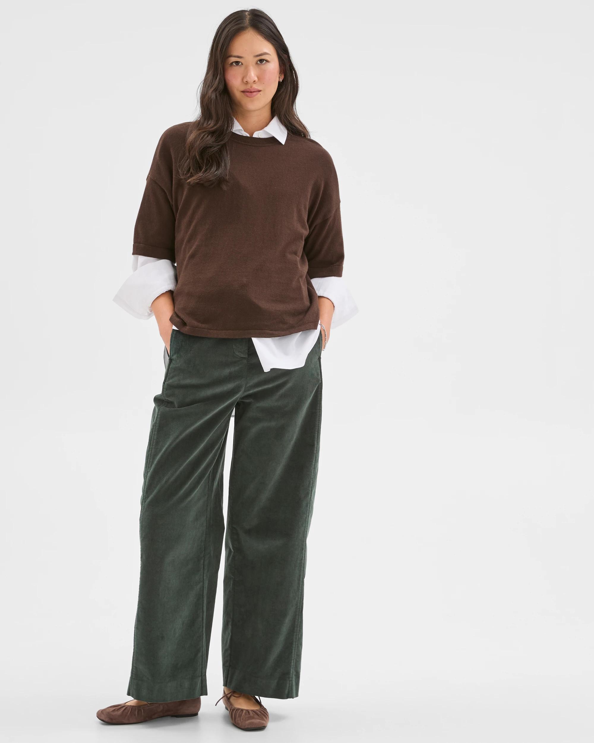 1 Target Woman Relaxed Wide Leg Cord Pants URBAN CHIC, 1 of 6