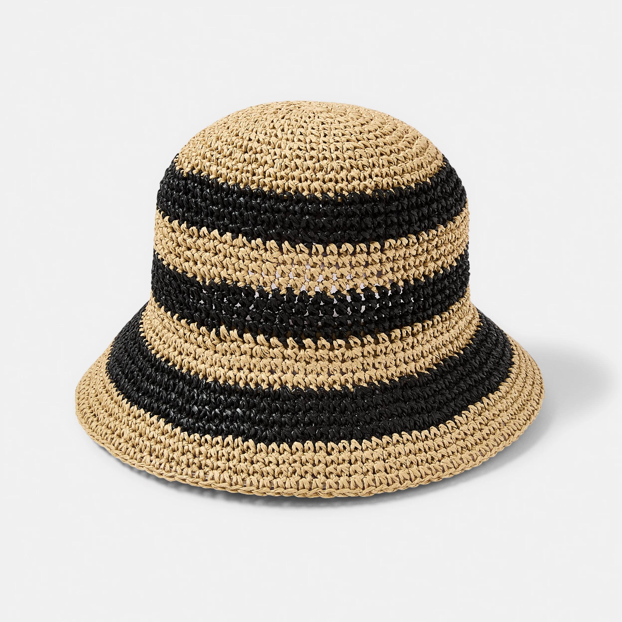 1 Crochet Bucket Hat Nat Strp, 1 of 2