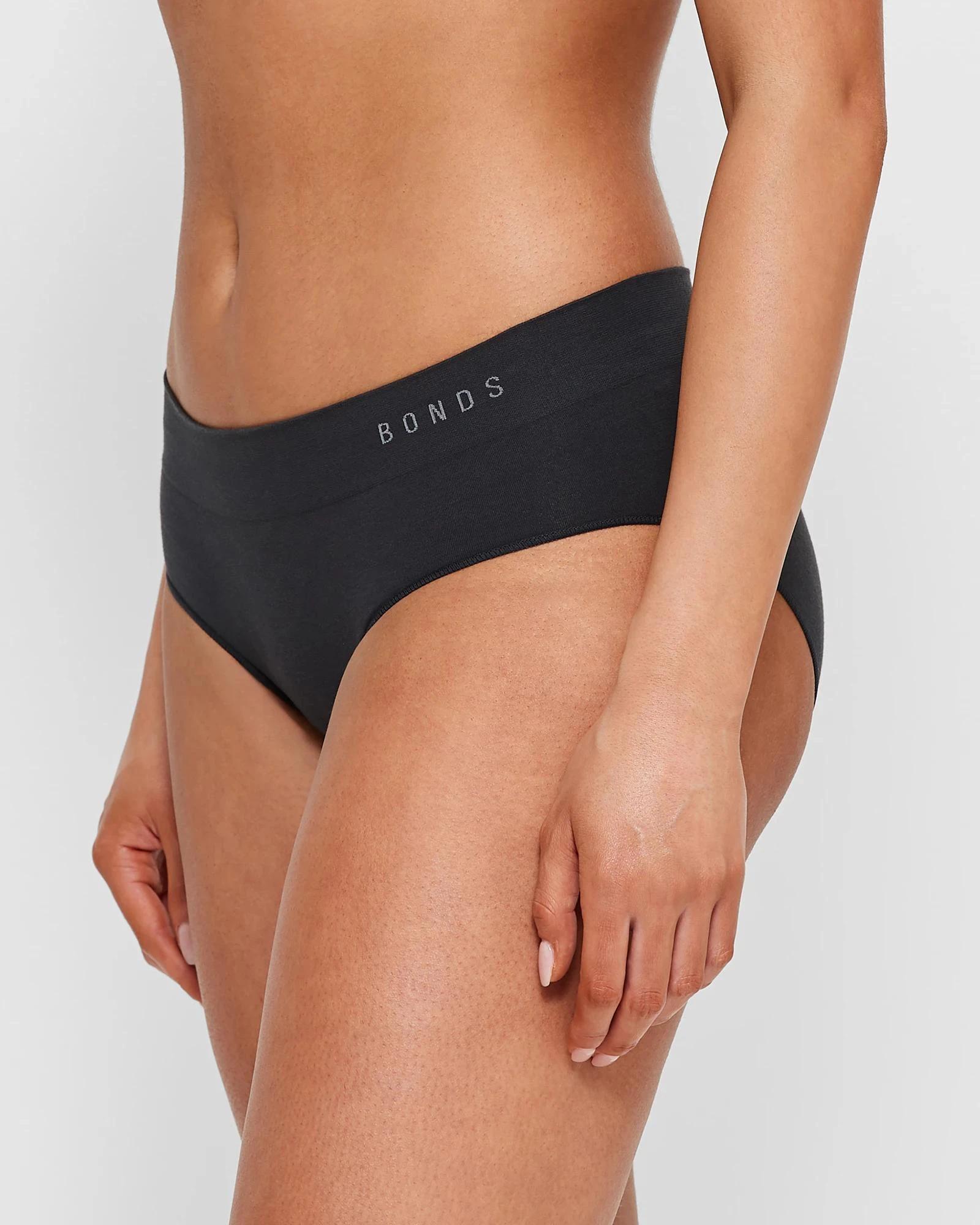 3 Bonds 2 Pack Seamless Midi Briefs BLACK, 3 of 4