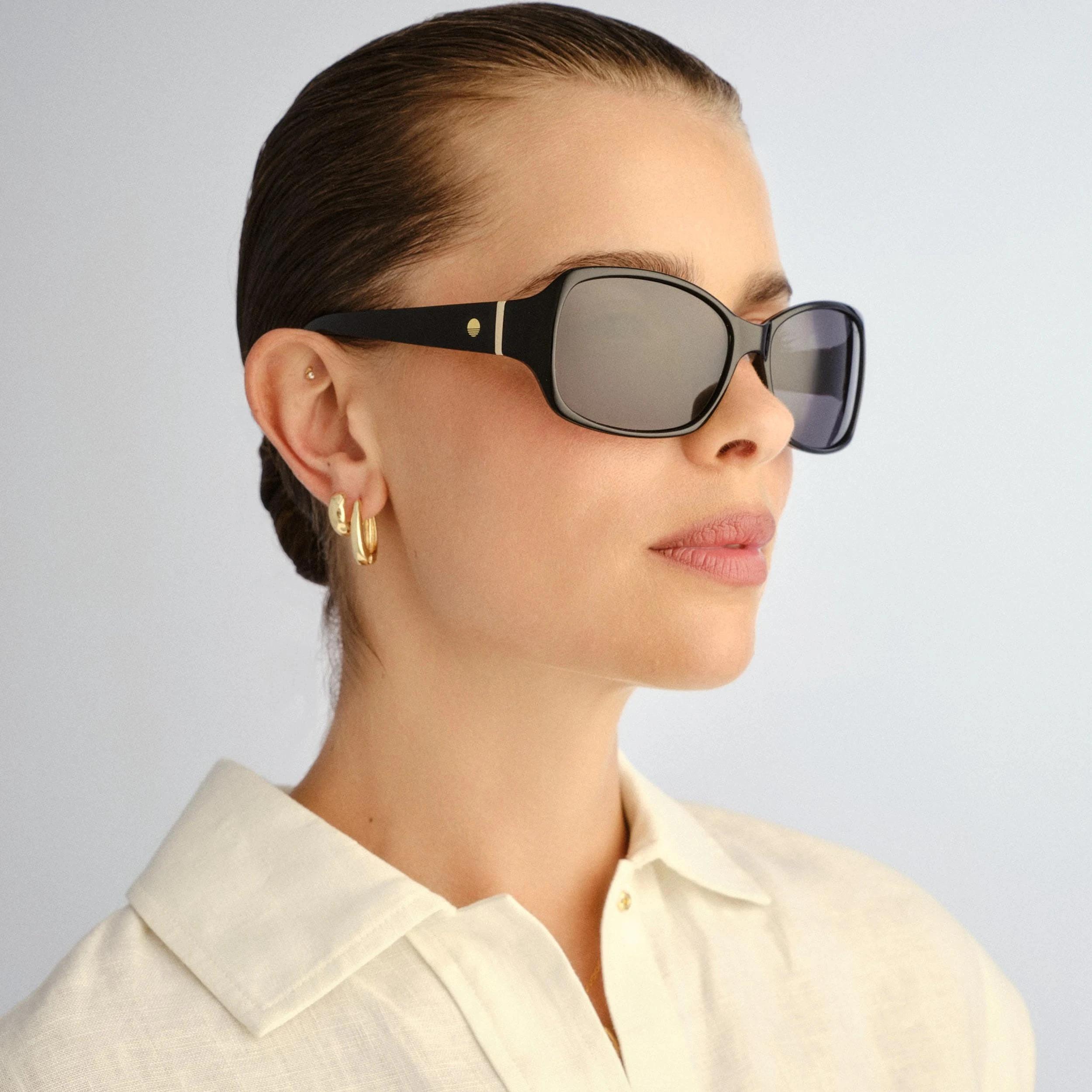 4 SOLARIZED® Glam Wrap Sunglasses BLACK, 4 of 5