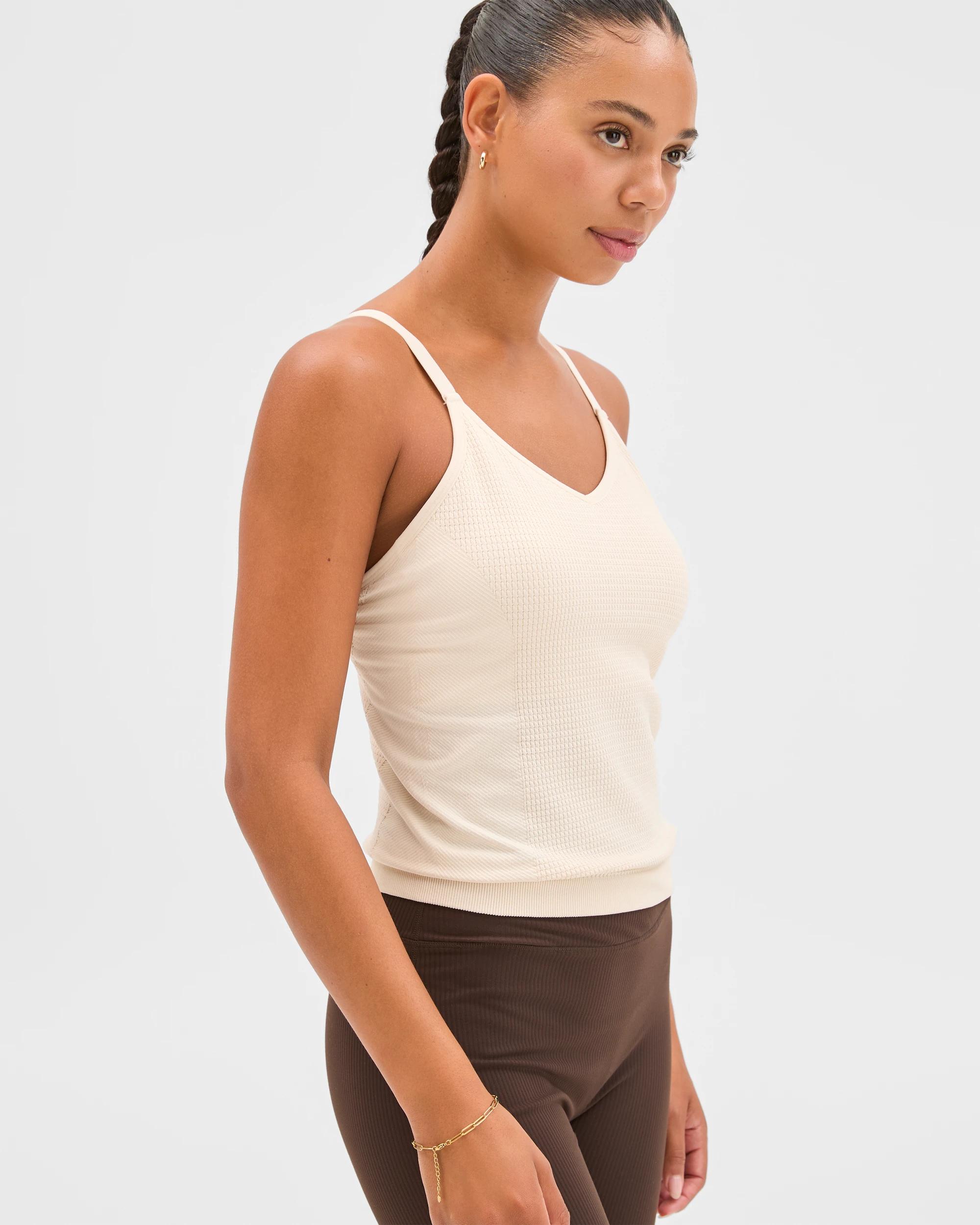 6 Target Active Active Seamfree V-Neck Knit Tank Top OATMILK, 6 of 7