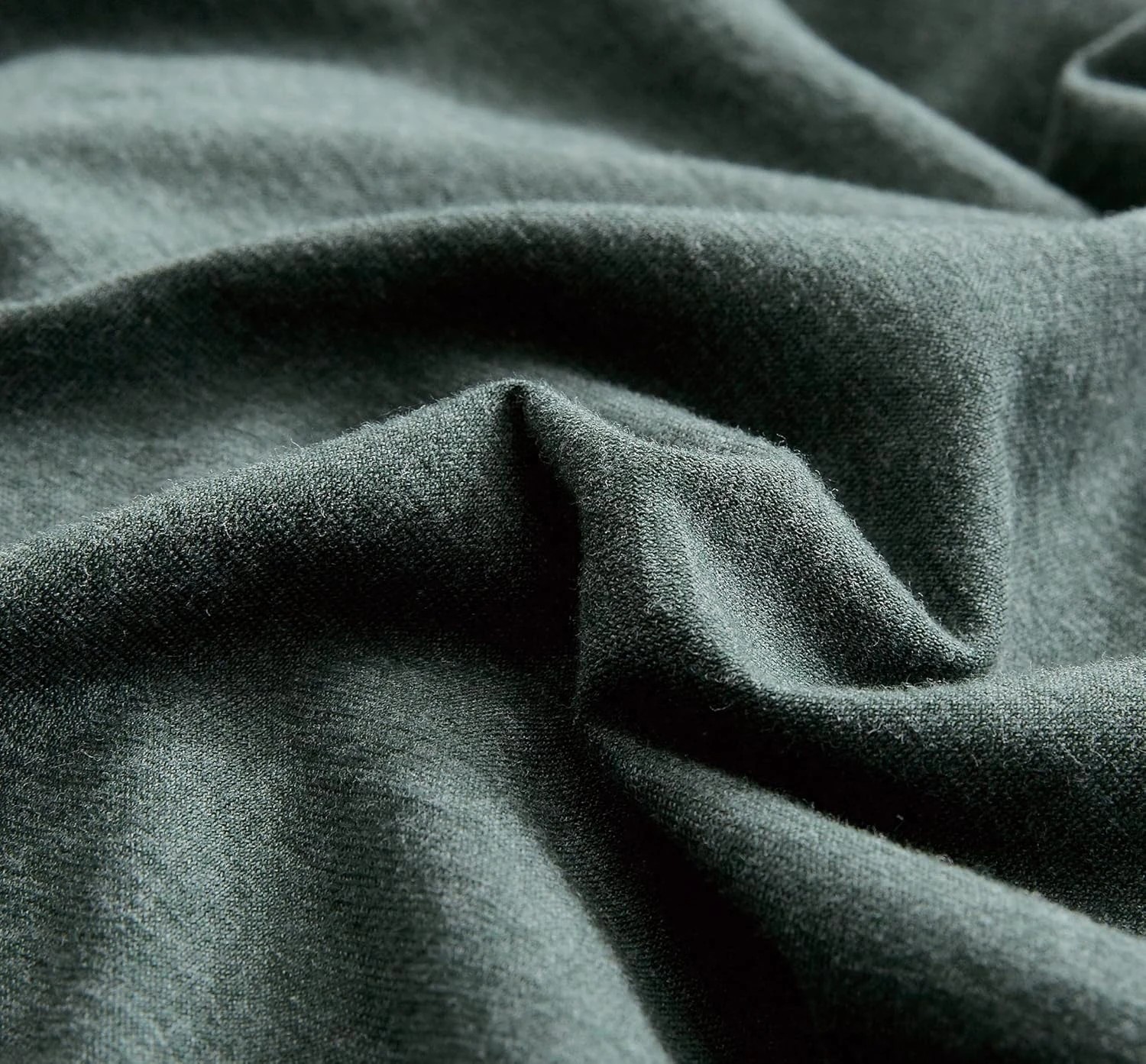 3 Gioia Casa Jersey Cotton Fitted Sheet Soft Stretchy Breathable - Single Bed - Forest Green, 3 of 3