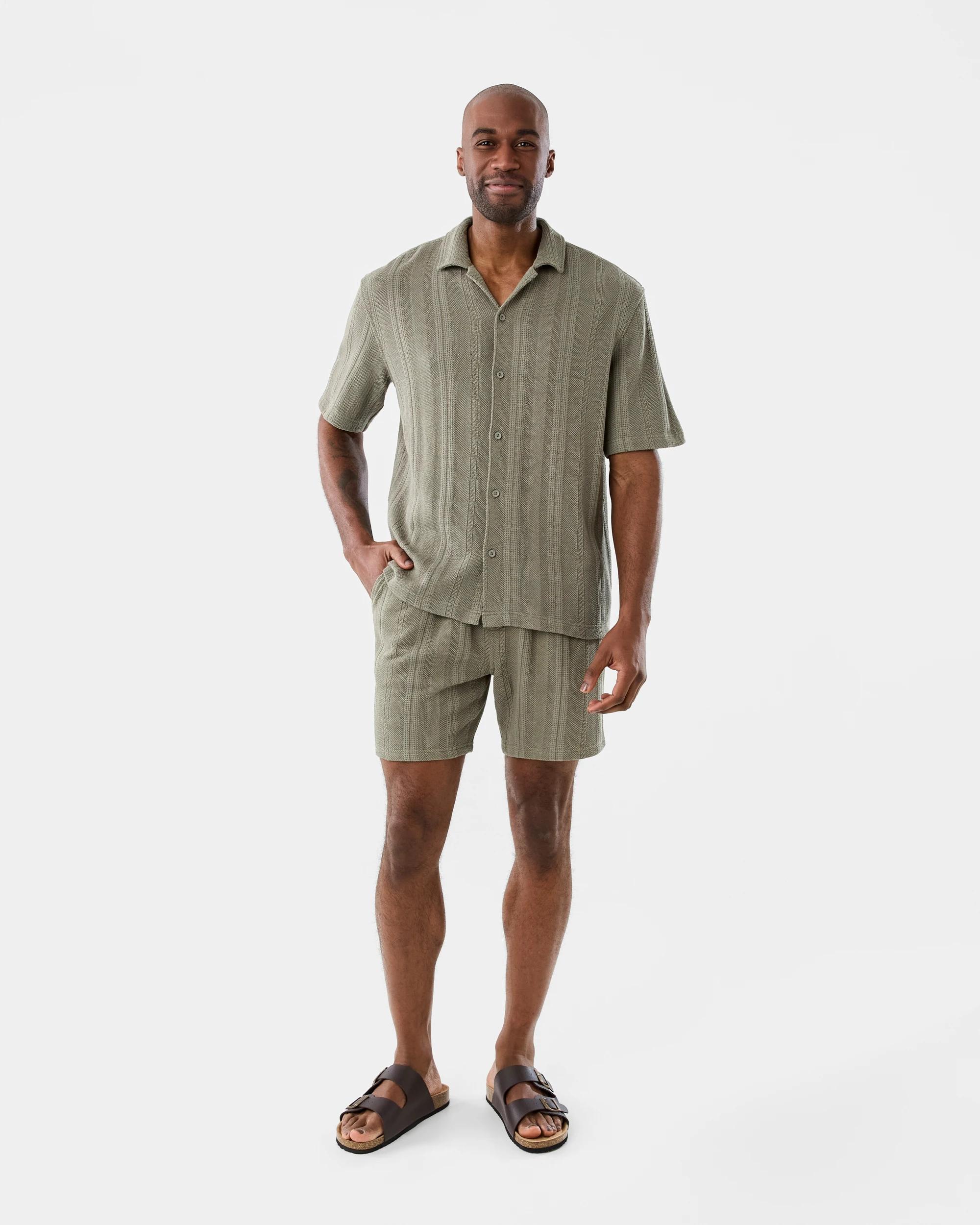9 Short Sleeve Textured Shirt Grn Selfsp, 9 of 10