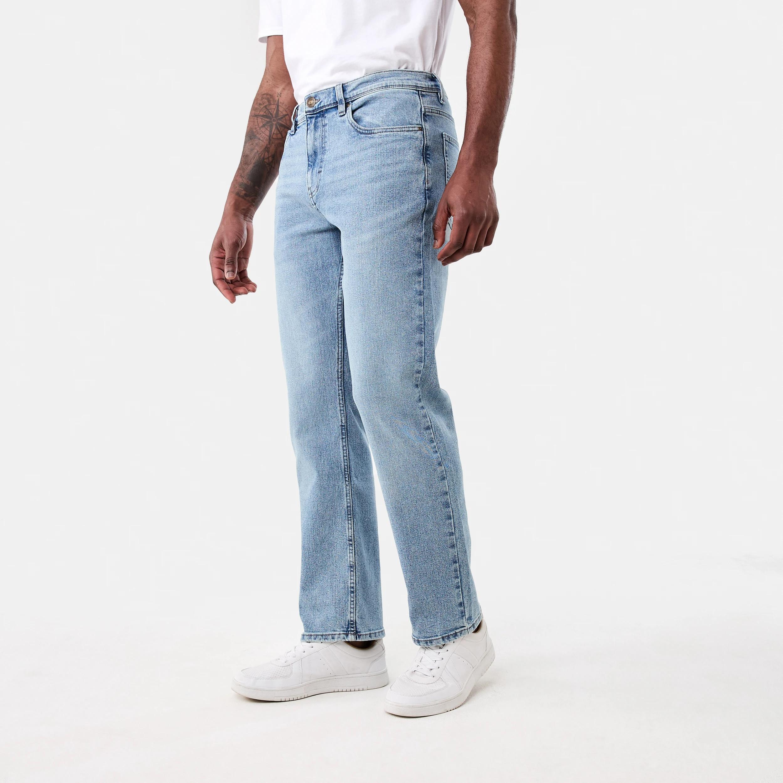 2 Straight Stretch Jeans Light Wash, 2 of 5