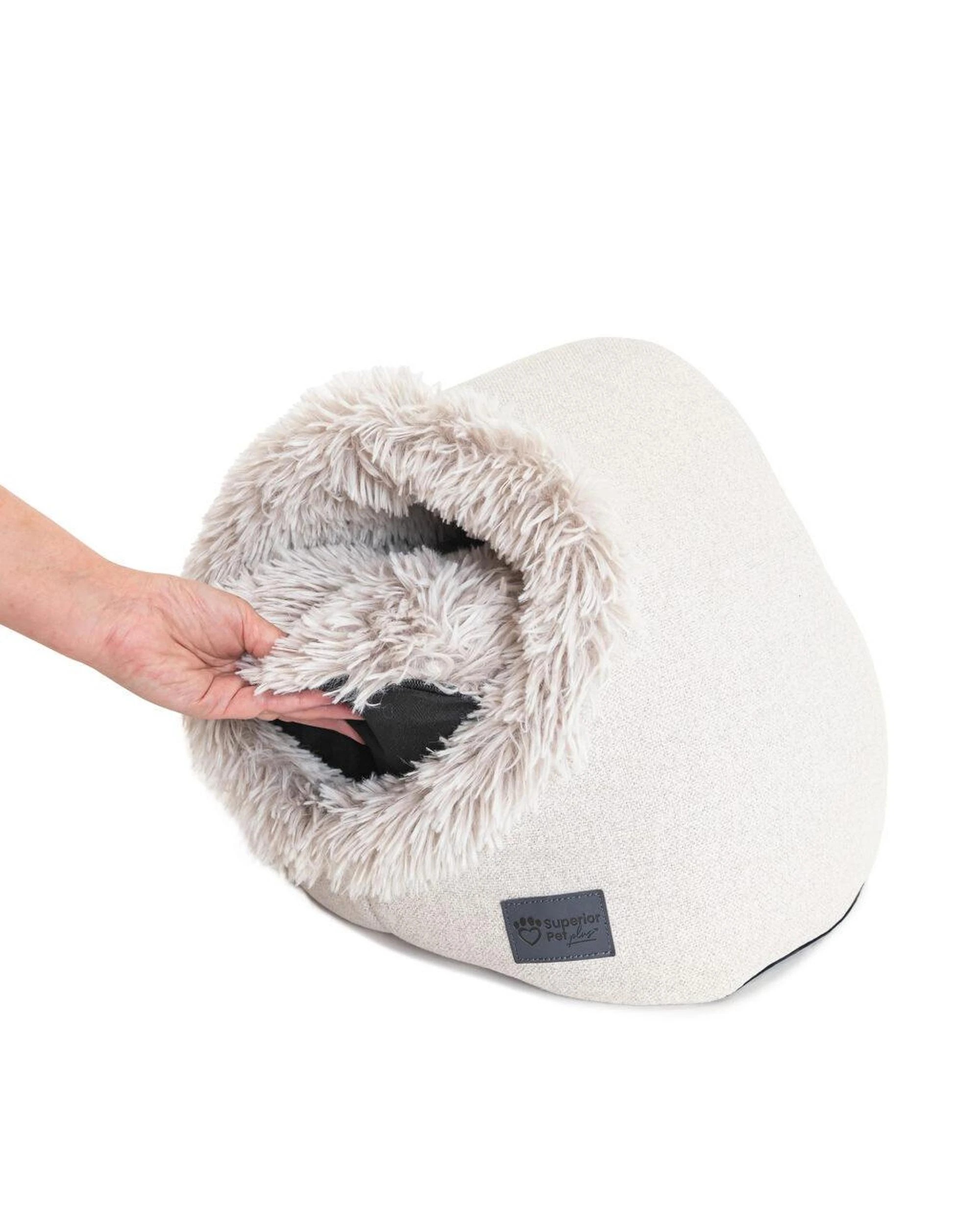 4 Superior Pet Calming Pet Dome for Cats & Small Dogs Aspen Faux Fur - White, 4 of 8