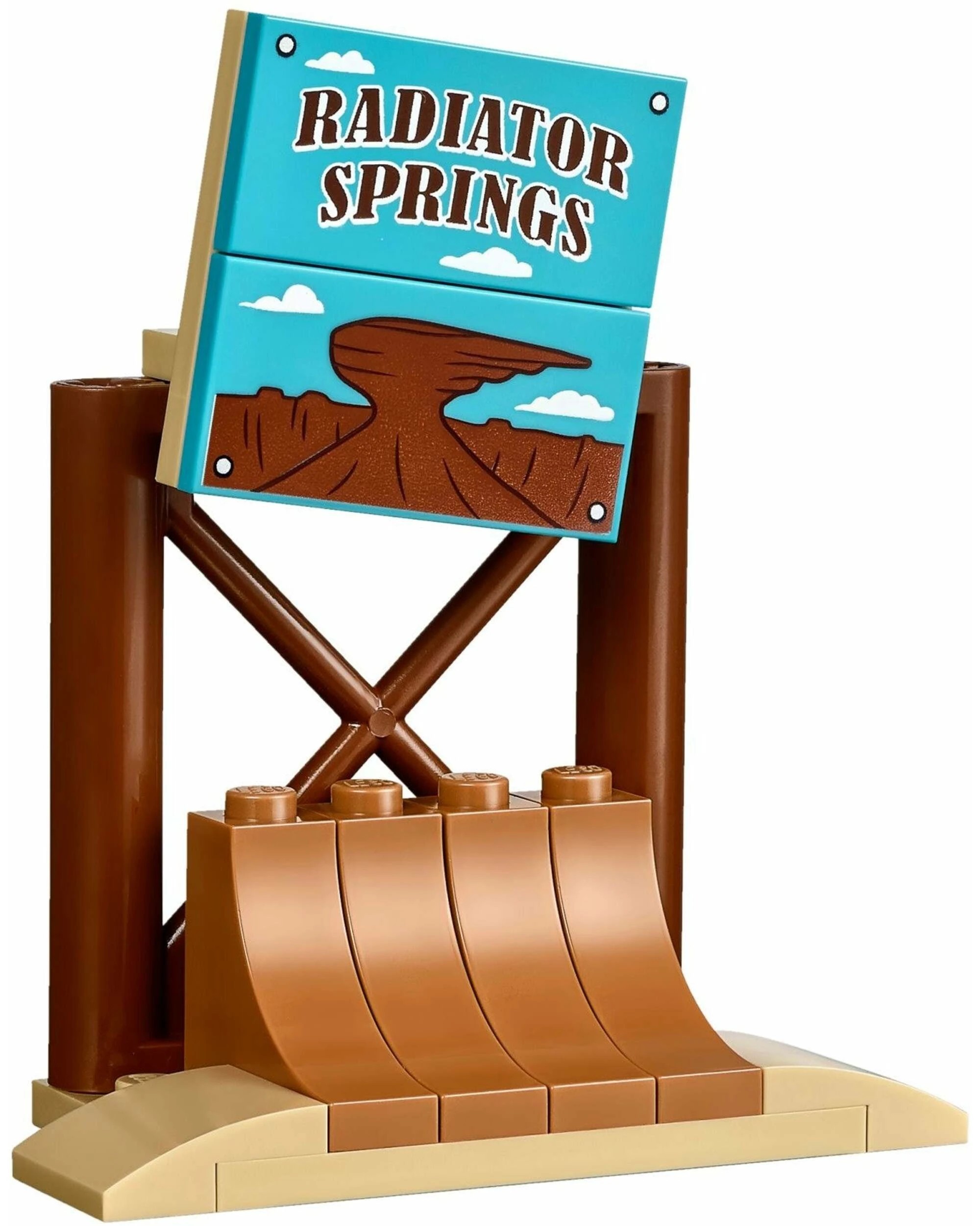 5 LEGO 10742 Juniors: Lightning McQueen Speed Training, 5 of 5