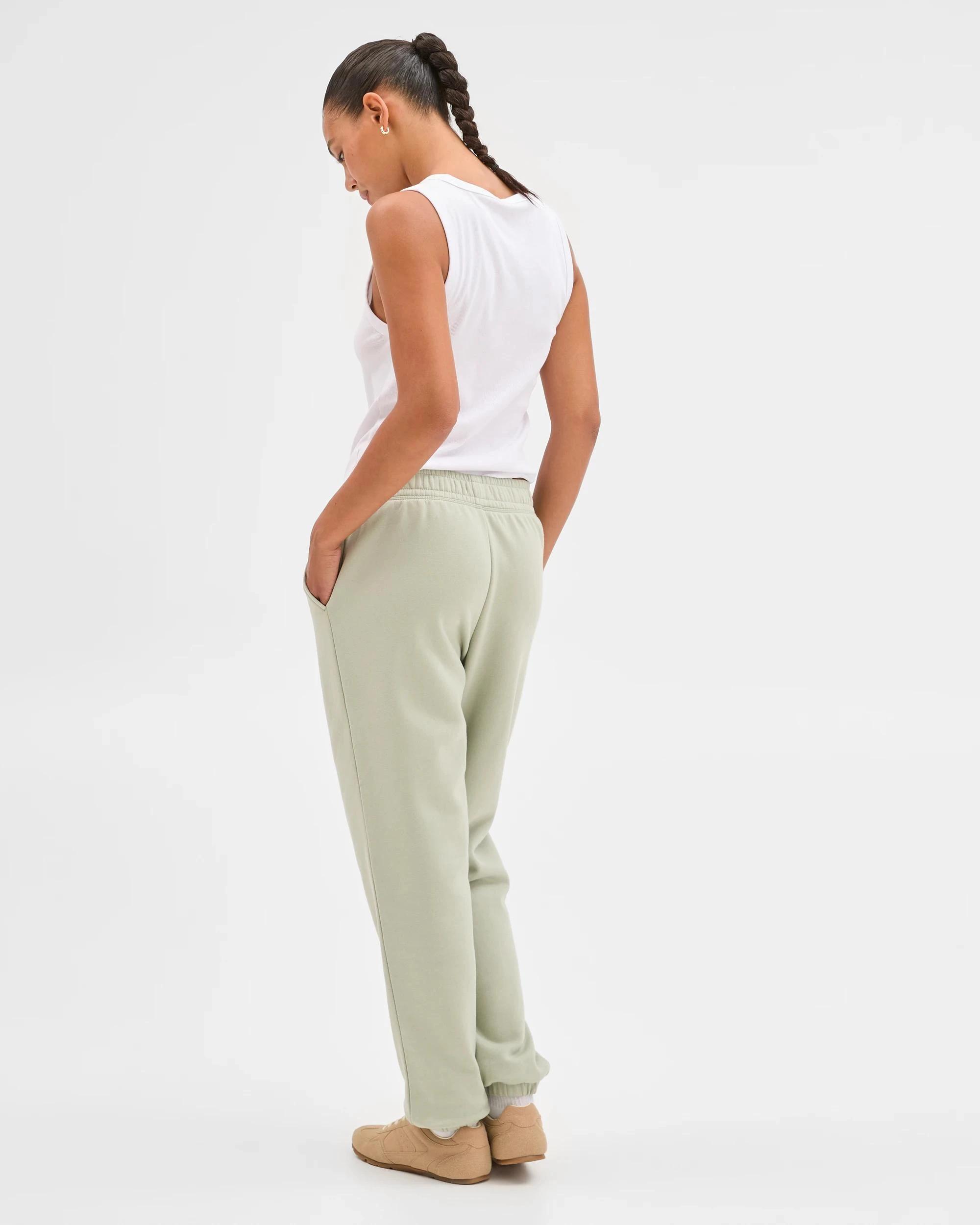 3 Target Woman Australian Cotton Blend Fleece Trackpants PISTACHIO/PINTUCK, 3 of 3