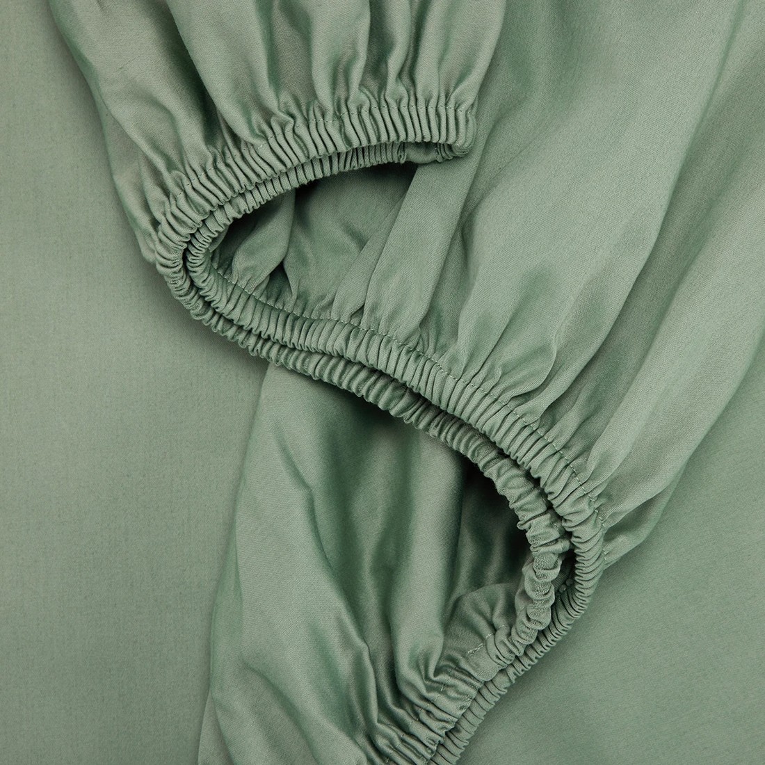 3 500 Thread Count Australian Grown Cotton Fitted Sheet - Queen Bed, Sage, 3 of 4