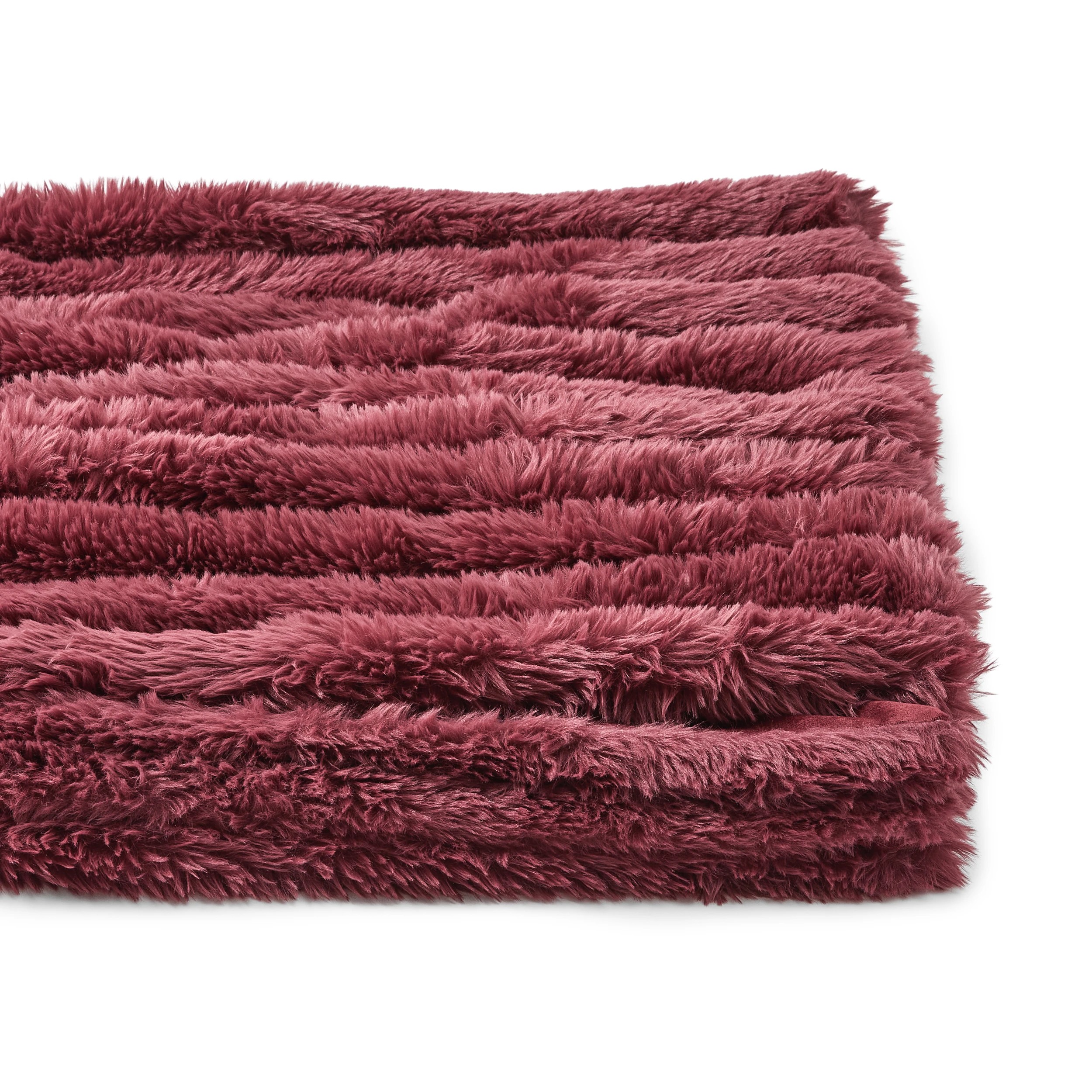 6 Ribbed Faux Fur Throw - Port, 6 of 6