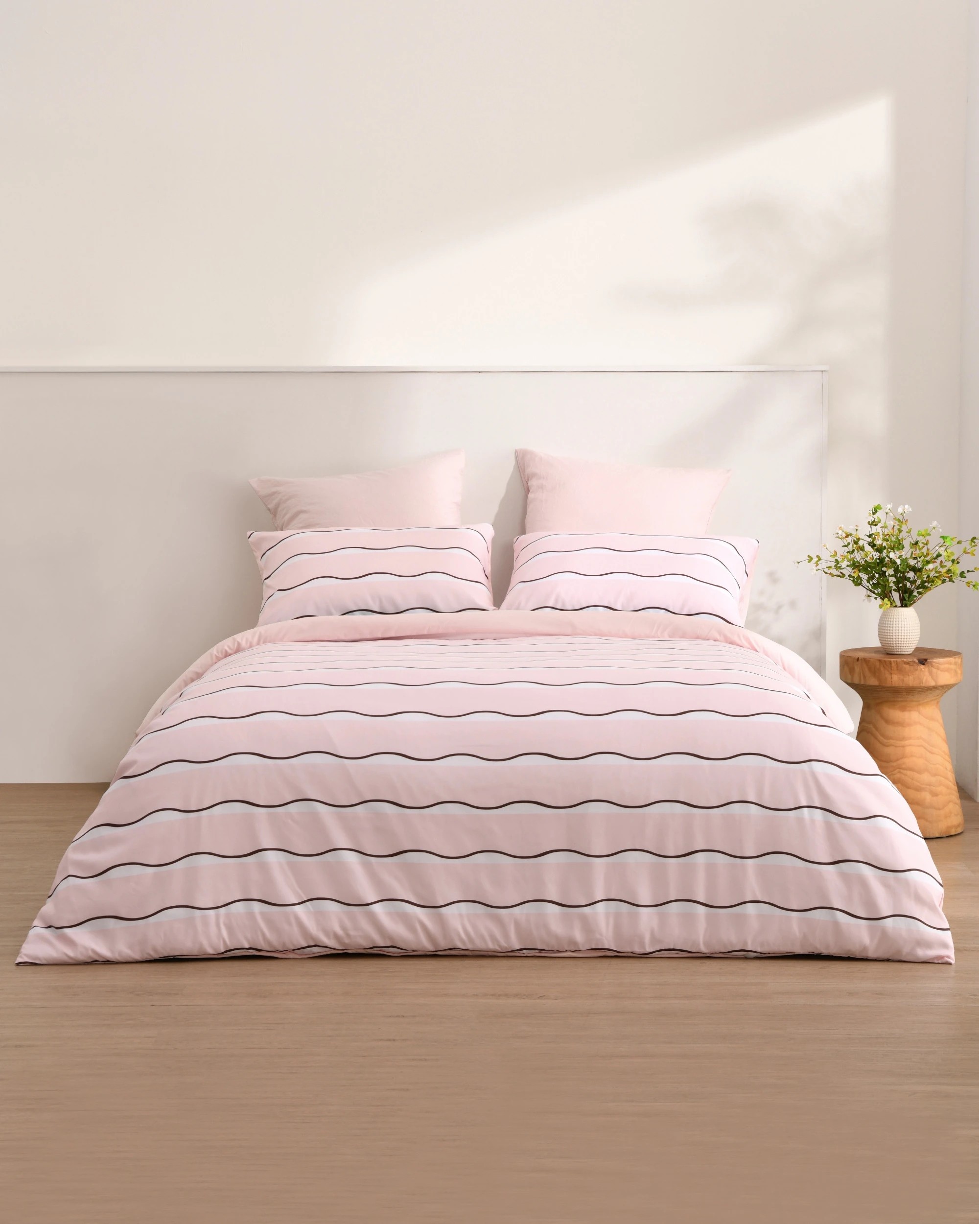 5 Dreamaker Noa Quilt Cover Set - Single Bed - Pink/Chocolate, 5 of 5