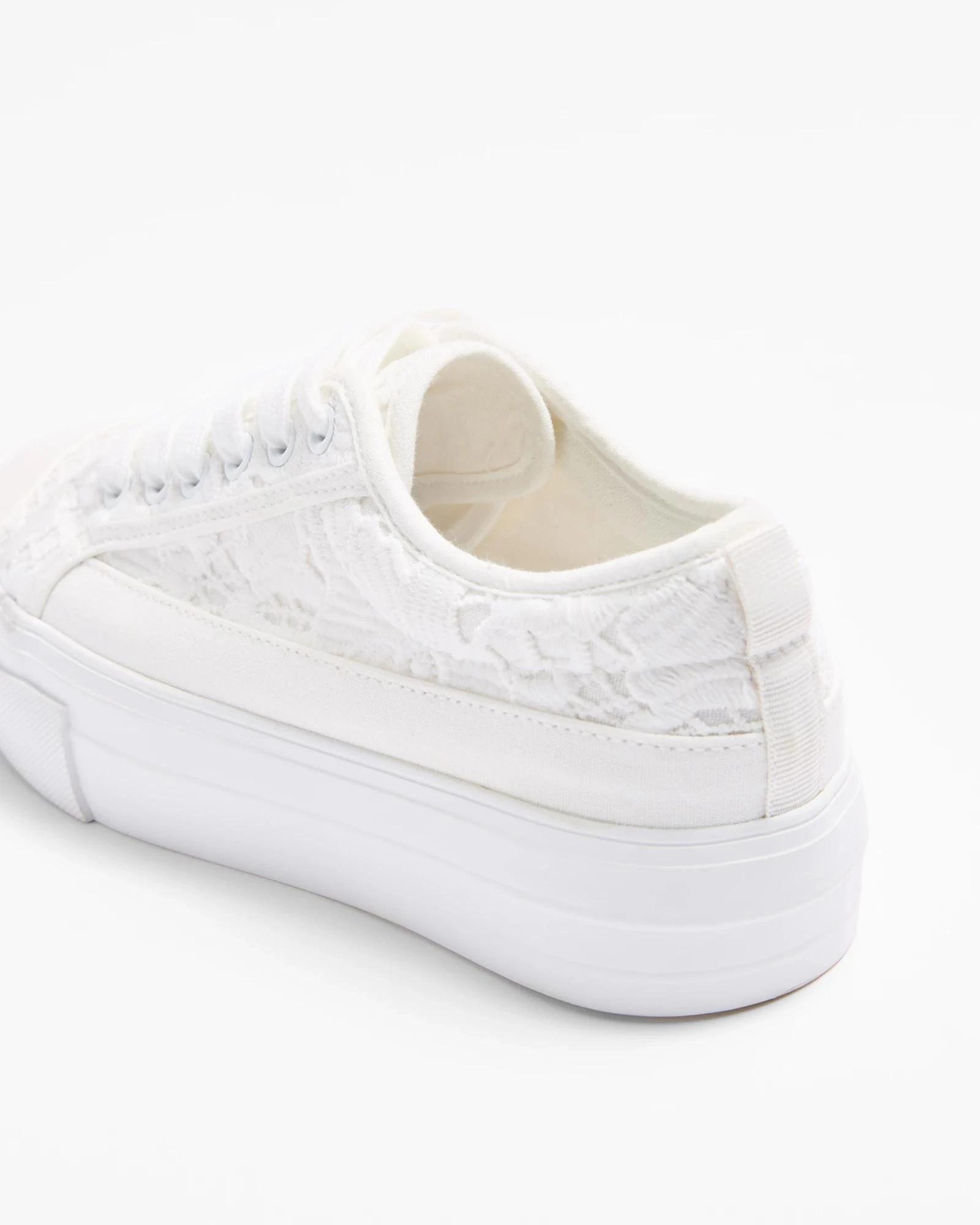 2 Target Woman Womens Flatform Lace Sneaker WHITE, 2 of 3