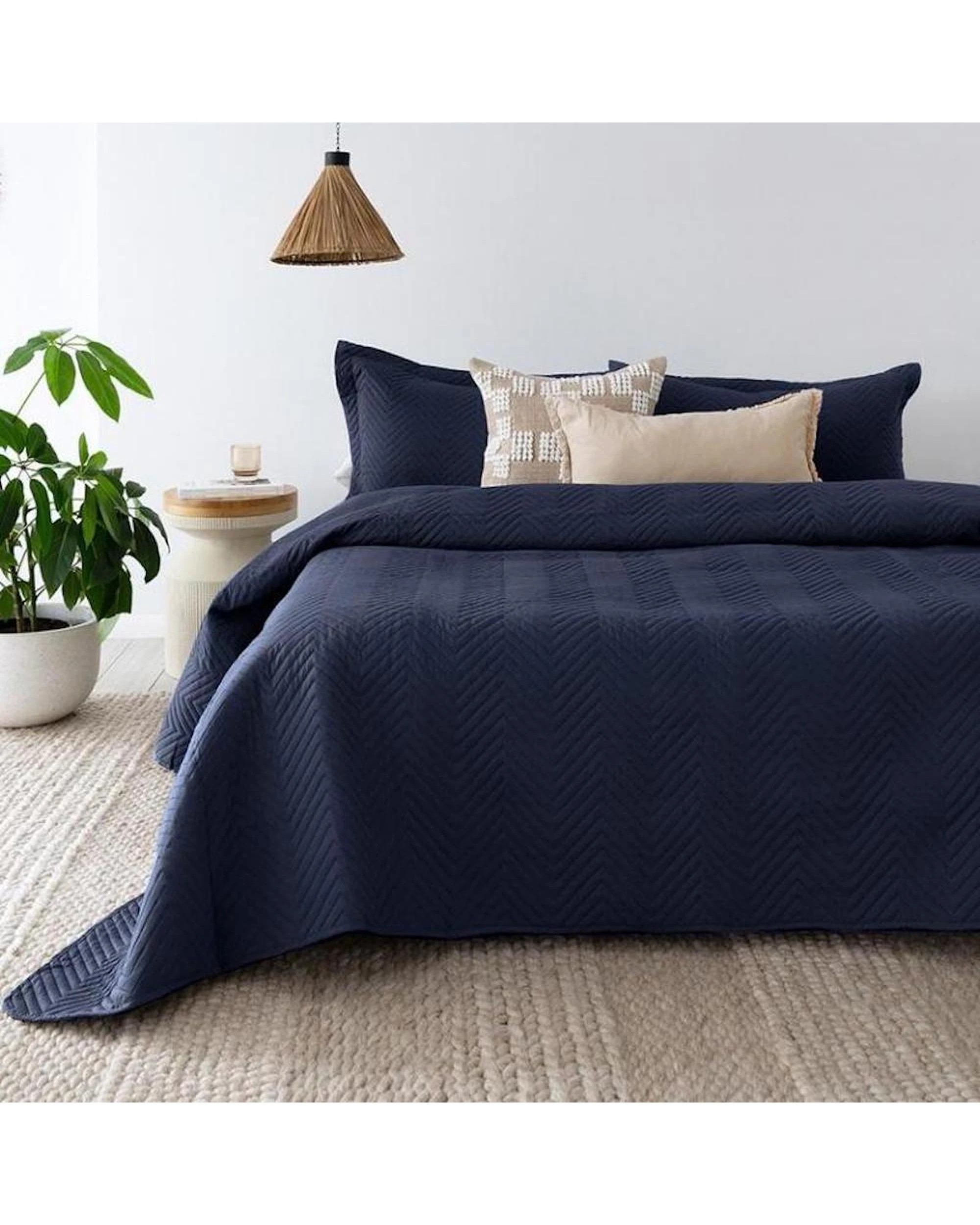 1 Bambury Herringbone Embossed Coverlet Set Queen King, 1 of 2