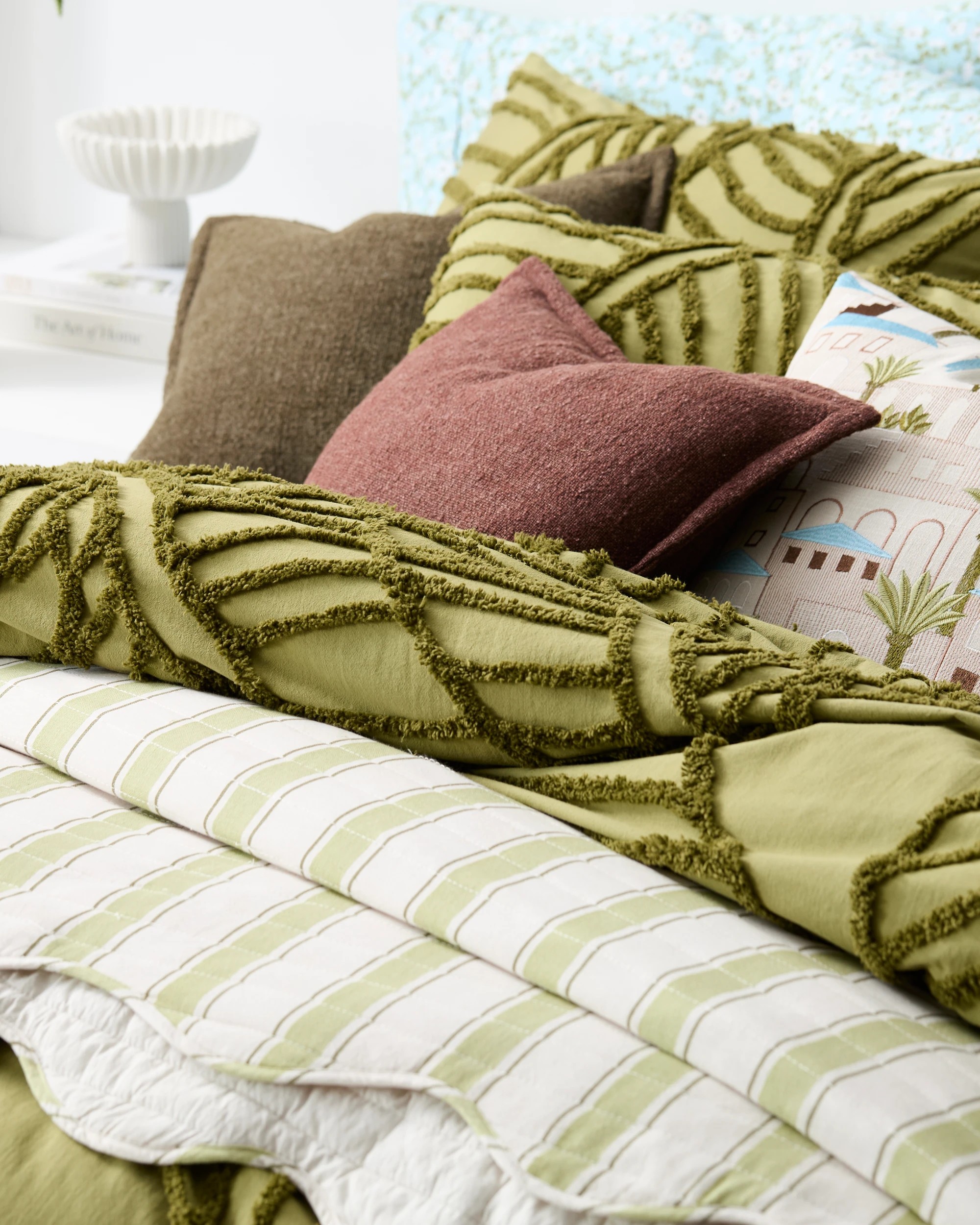 3 Target Oakley Cotton Textured Leaf Quilt Cover Set - Queen Bed - Green, 3 of 8