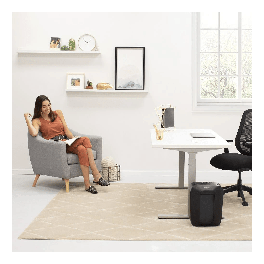 7 Fellowes LX41 Micro-cut Shredder, 7 of 7