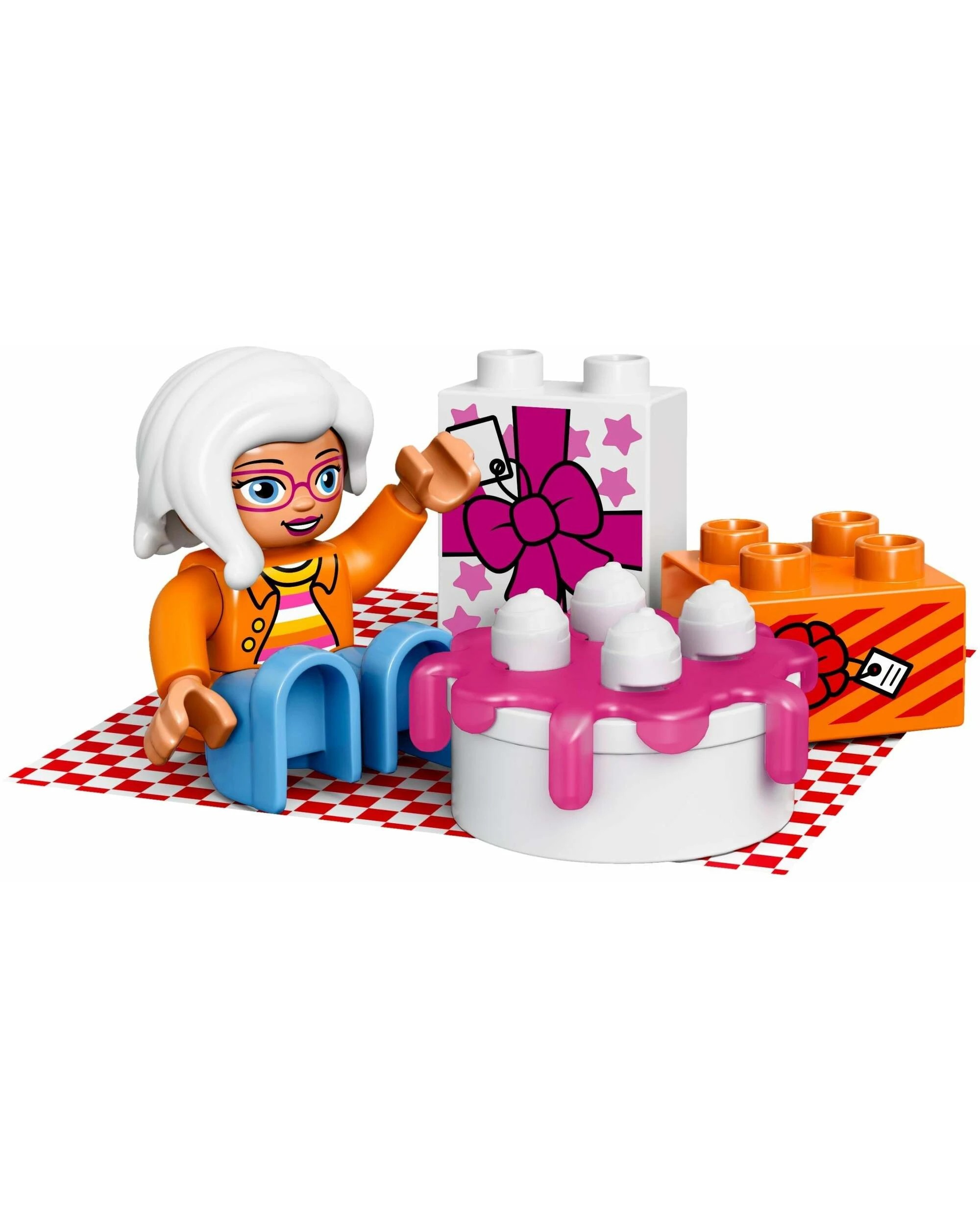 1 LEGO 10832 Birthday Picnic in the Park, 1 of 5