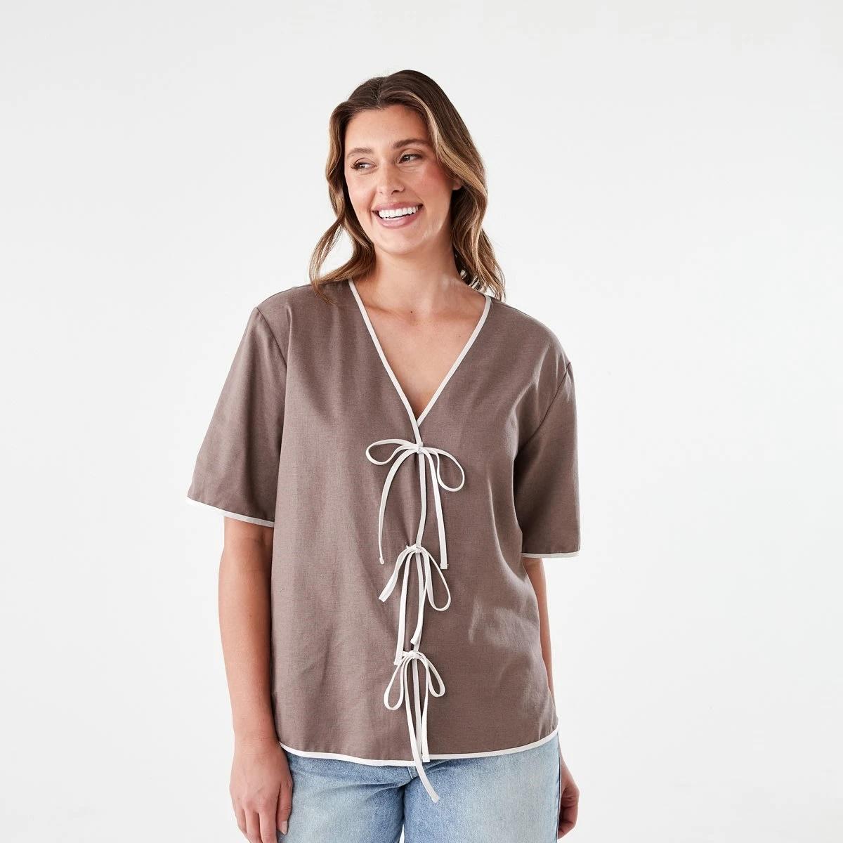 1 Short Sleeve Tie Front Top DEEP TAUPE, 1 of 5