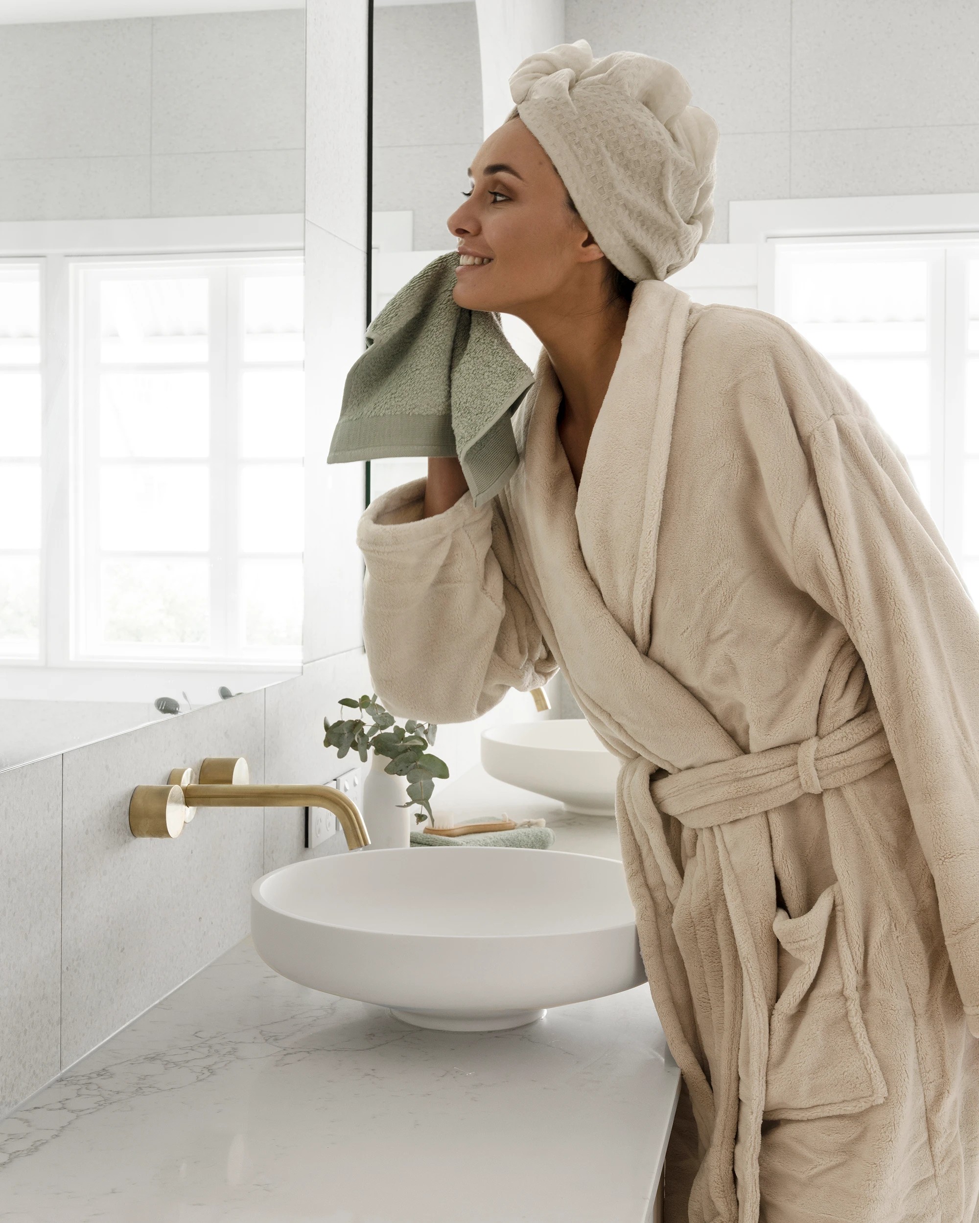 2 Bambury Soft Microplush Coral Fleece Bathrobe Dressing Gown Size Medium/Large Stone - Natural, 2 of 7