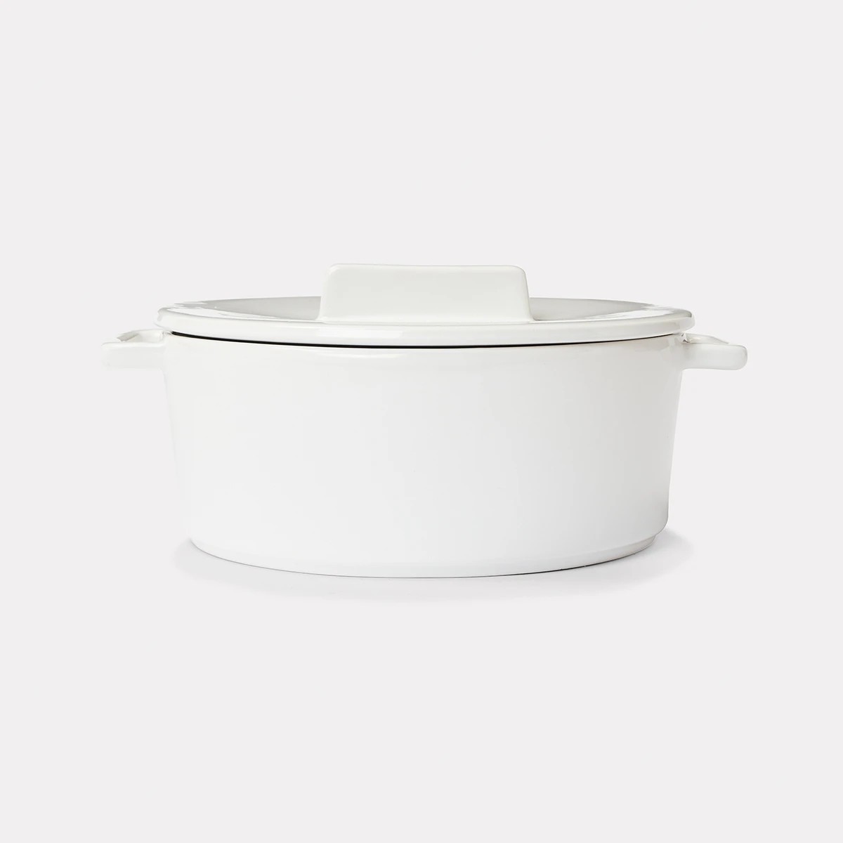 1 Round Casserole White, 1 of 4