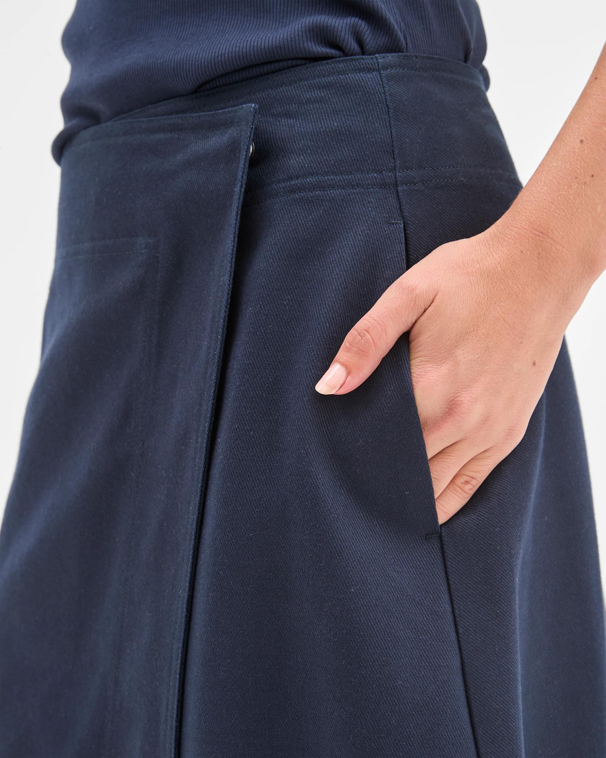 4 Target Woman Wrap Midi Skirt NAVY BLAZER, 4 of 5