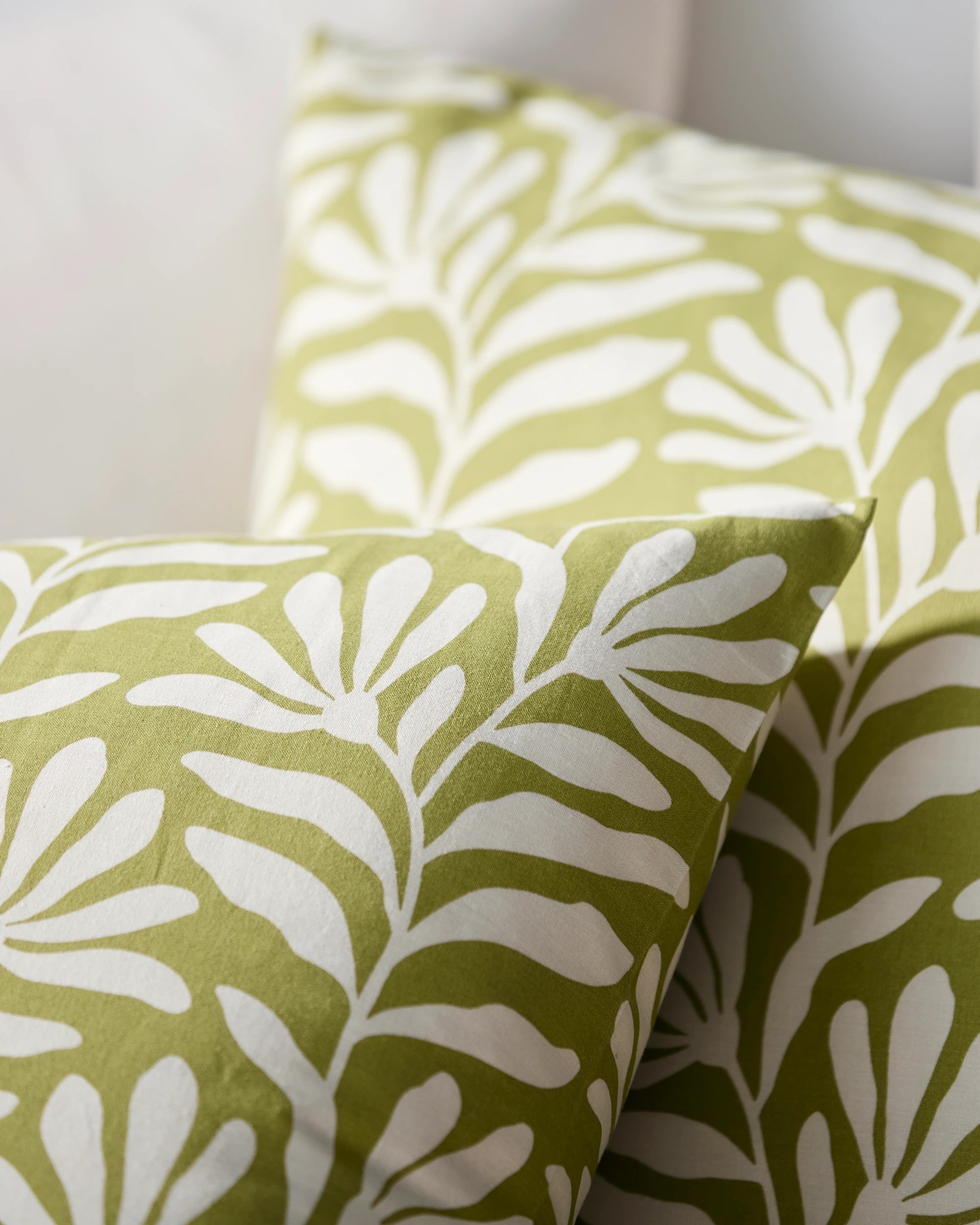6 Target Botanical Print Australian Cotton Quilt Cover Set - King Bed - Green, 6 of 7