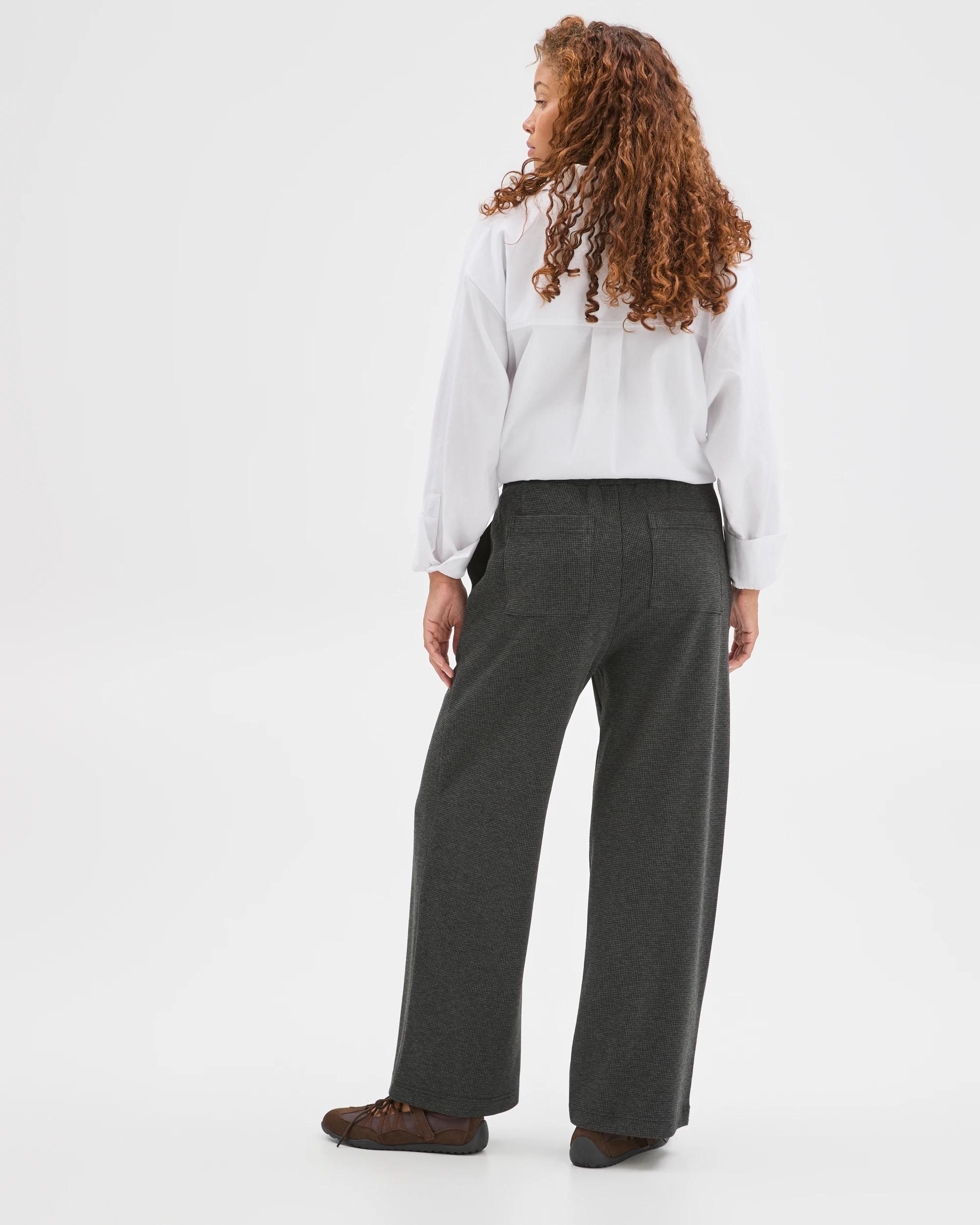 6 Target Woman Wide Leg Check Jogger Pants CHARCOAL, 6 of 6